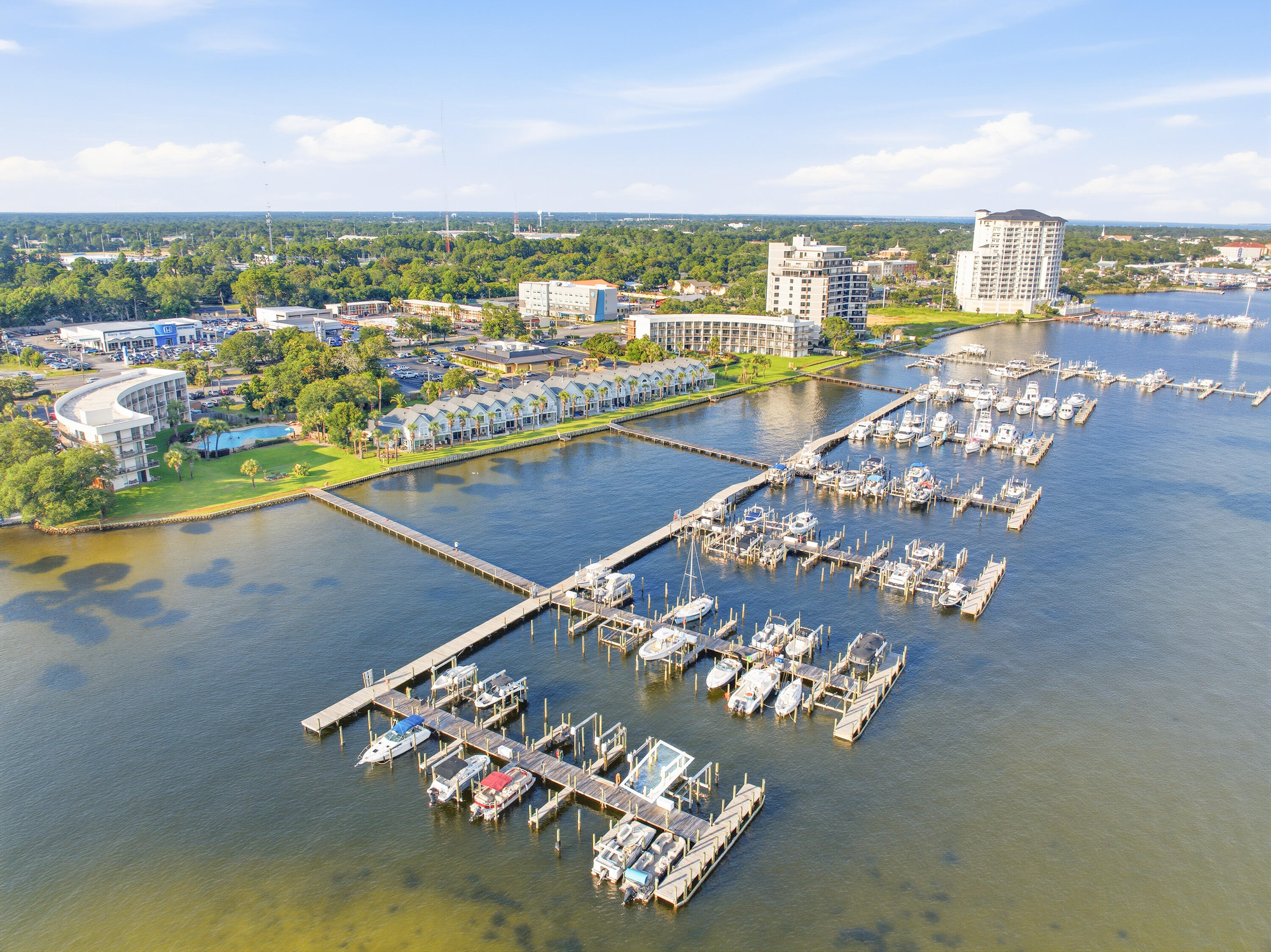 Brooks Landing Townhomes - Residential