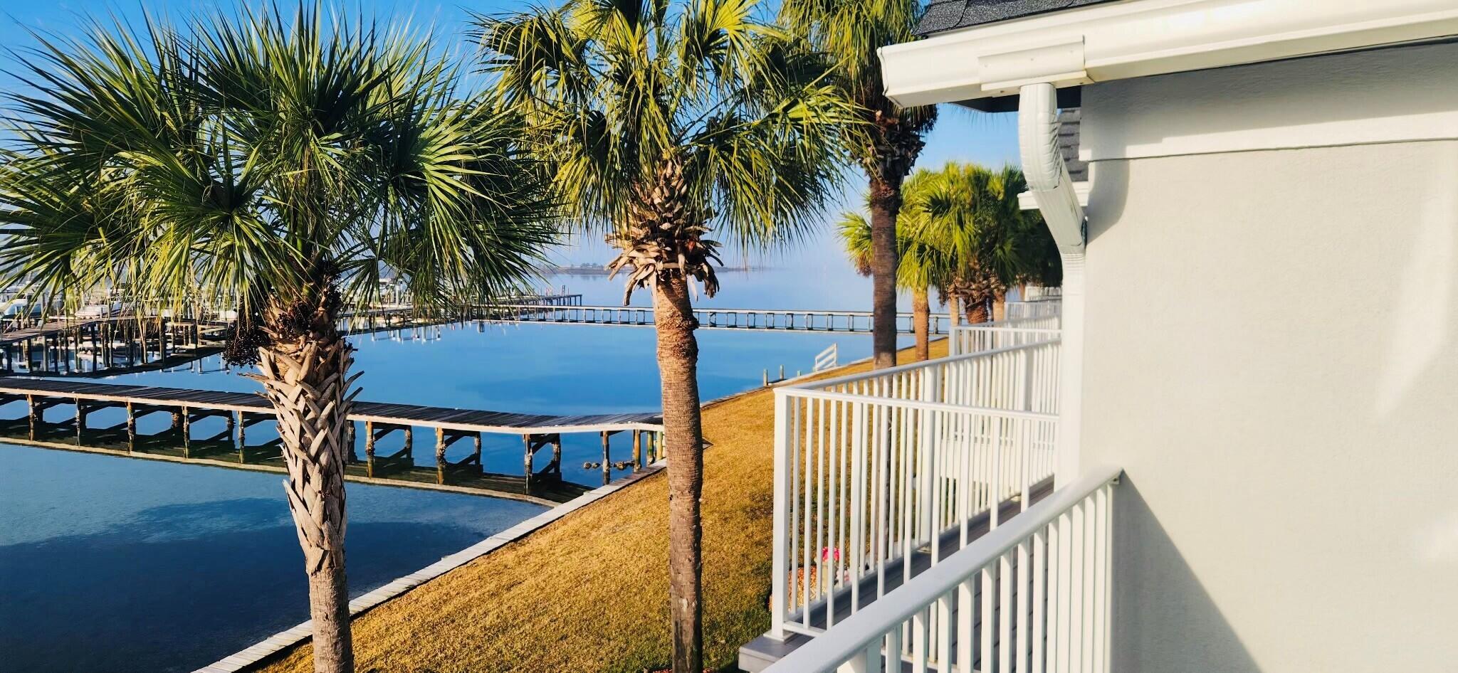 Brooks Landing Townhomes - Residential