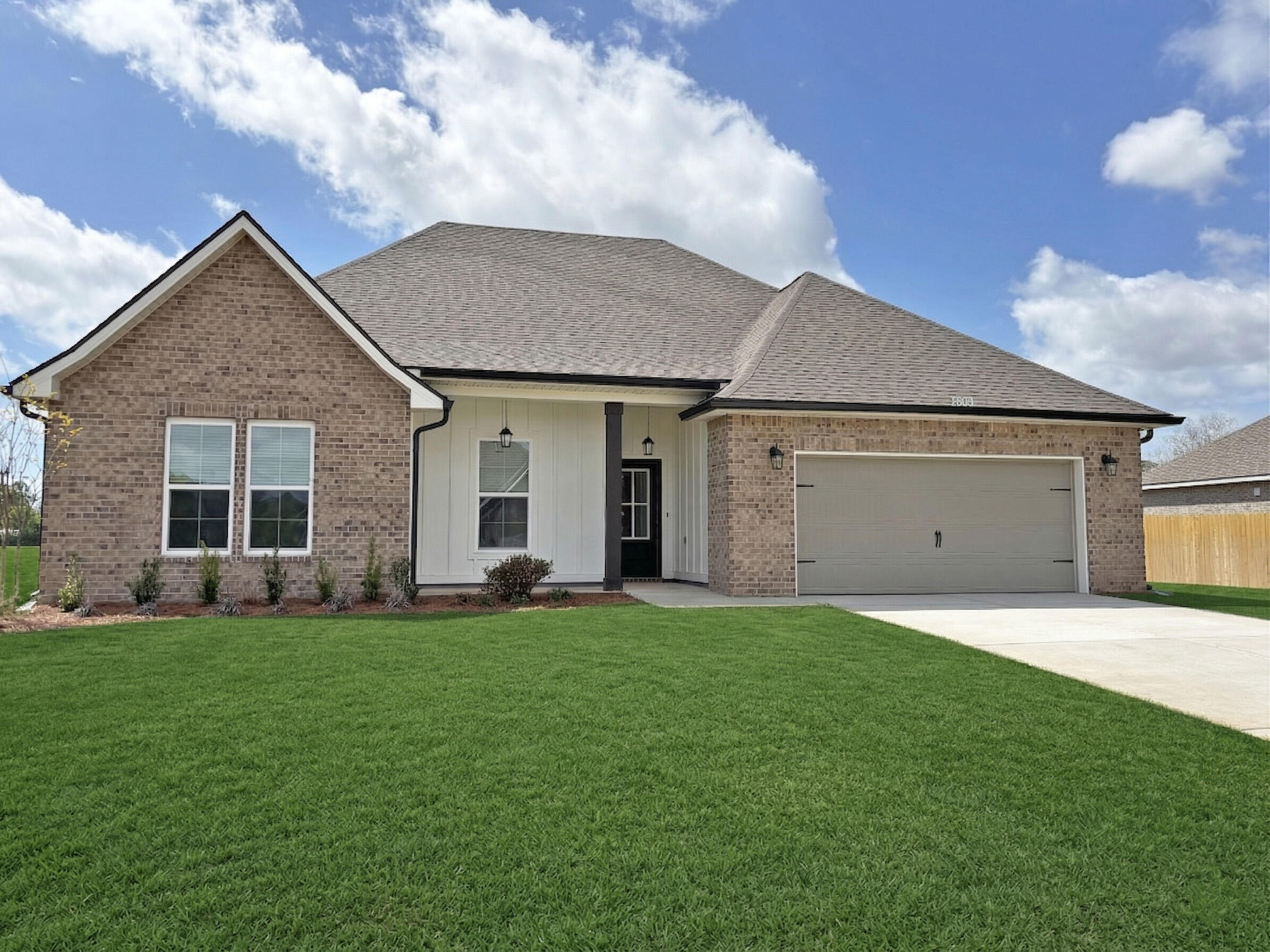 Awesome builder rate plus choose ONE free: window blinds OR fridge! Restrictions apply. 

The CAMELLIA V G in Houston Place community offers a 4BR/2BA, open and split design. Upgrades added (list attached). Features: double vanity, garden tub, separate shower, and walk-in closet in master bath, kitchen island, walk-in pantry, boot bench in mudroom, covered porches, undermount sinks, LED lighting throughout, crown molding, framed mirrors in all baths, smoke and carbon monoxide detectors, landscaping, architectural 30-year shingles, flood lights, and more! Energy Efficient Features: water heater, electric kitchen appliance package, vinyl low E MI windows, and more! Energy Star Partner.