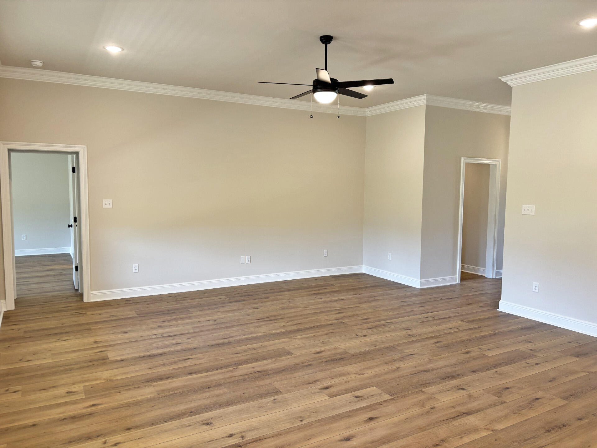 HOUSTON PLACE - Residential