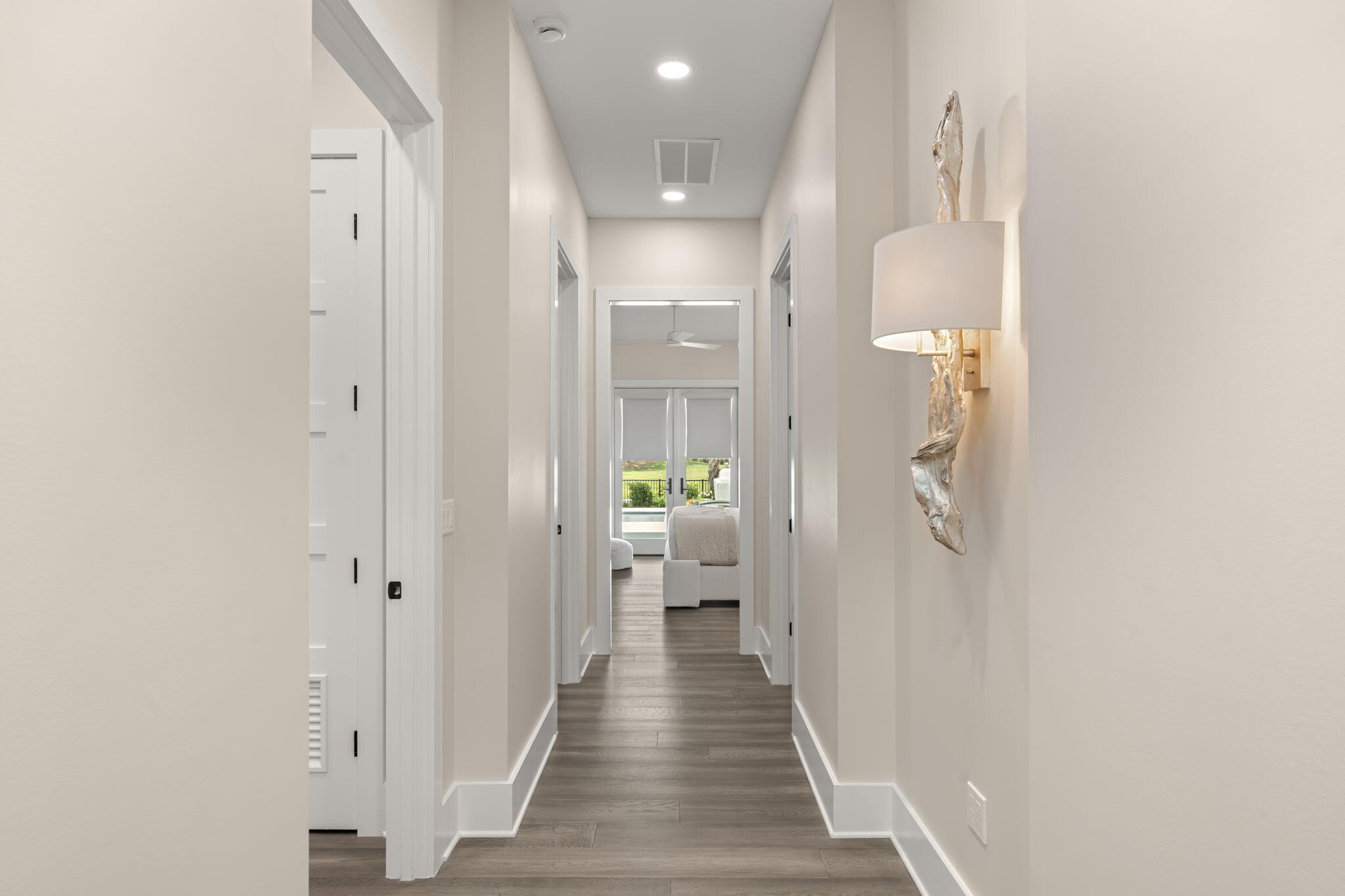 BAYTOWNE AVE EAST - Residential