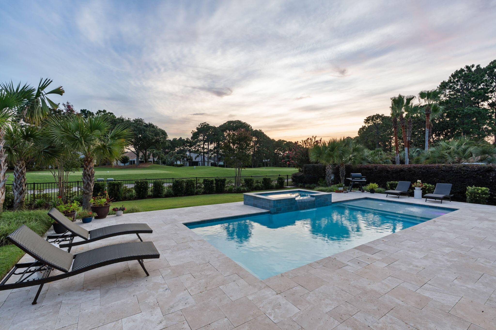 BAYTOWNE AVE EAST - Residential