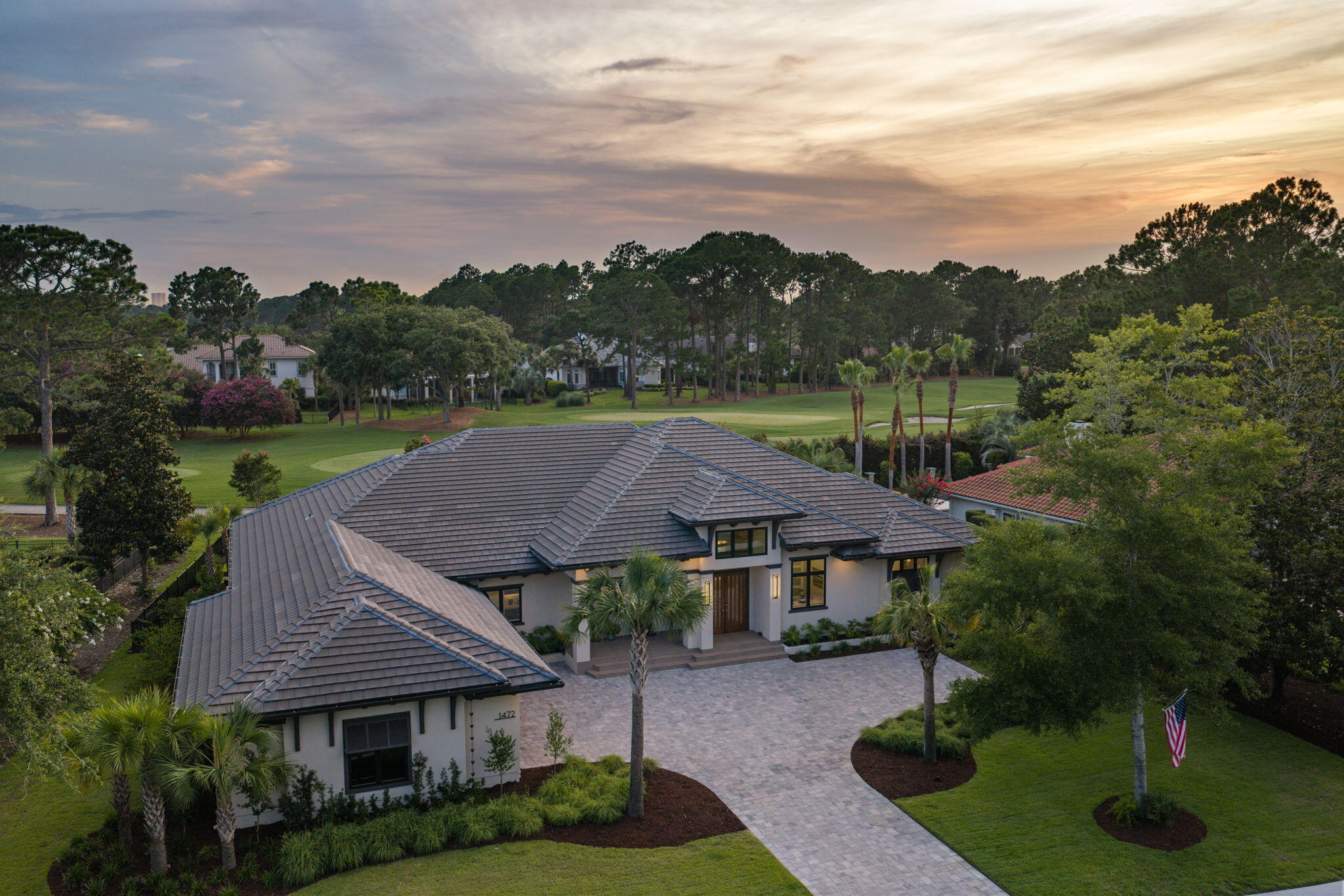 BAYTOWNE AVE EAST - Residential