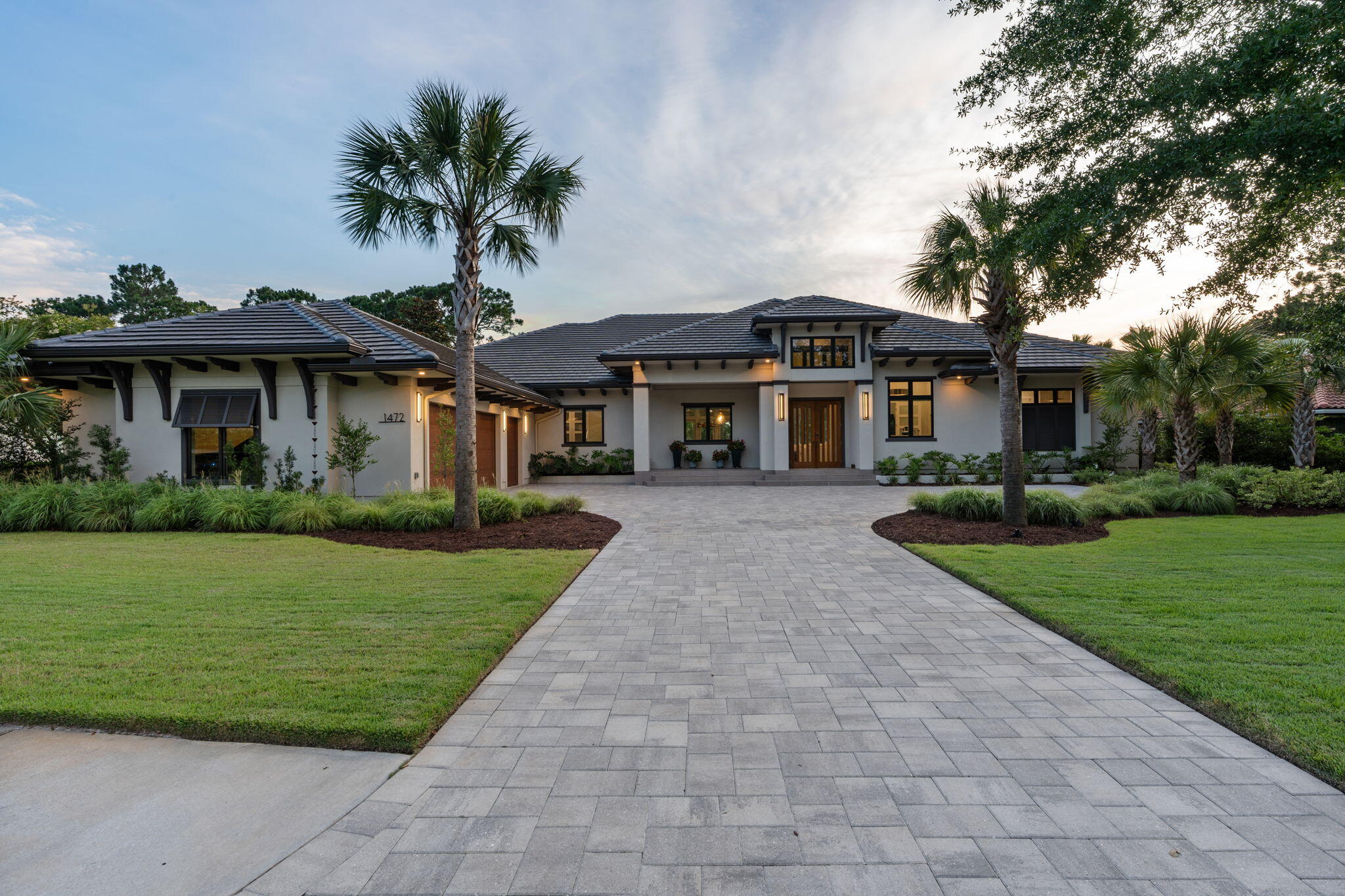BAYTOWNE AVE EAST - Residential