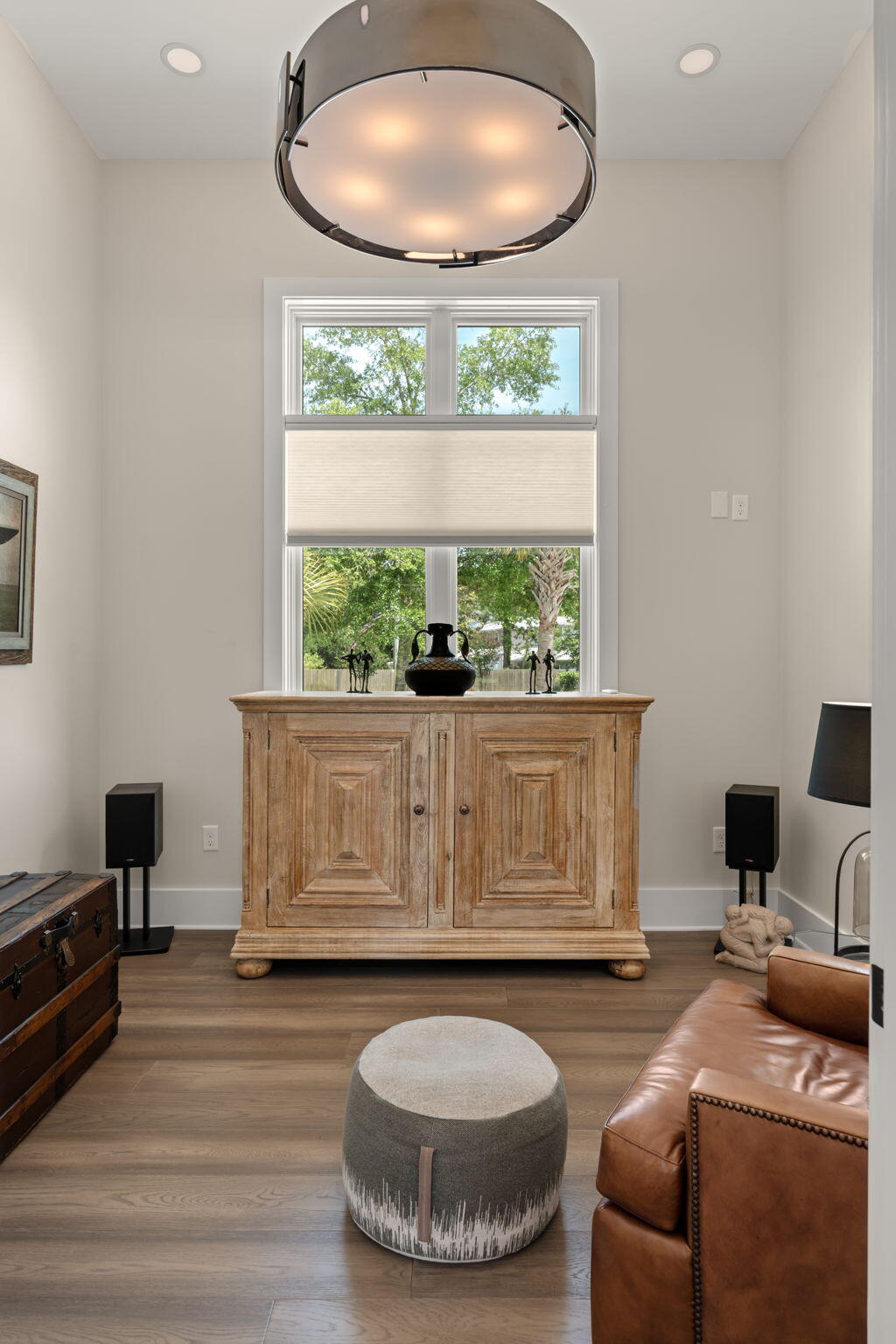 BAYTOWNE AVE EAST - Residential