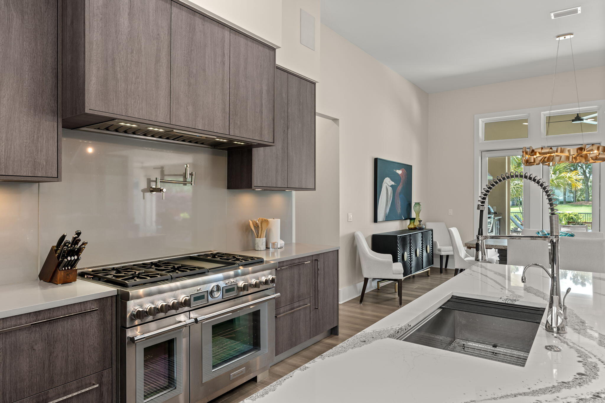 BAYTOWNE AVE EAST - Residential