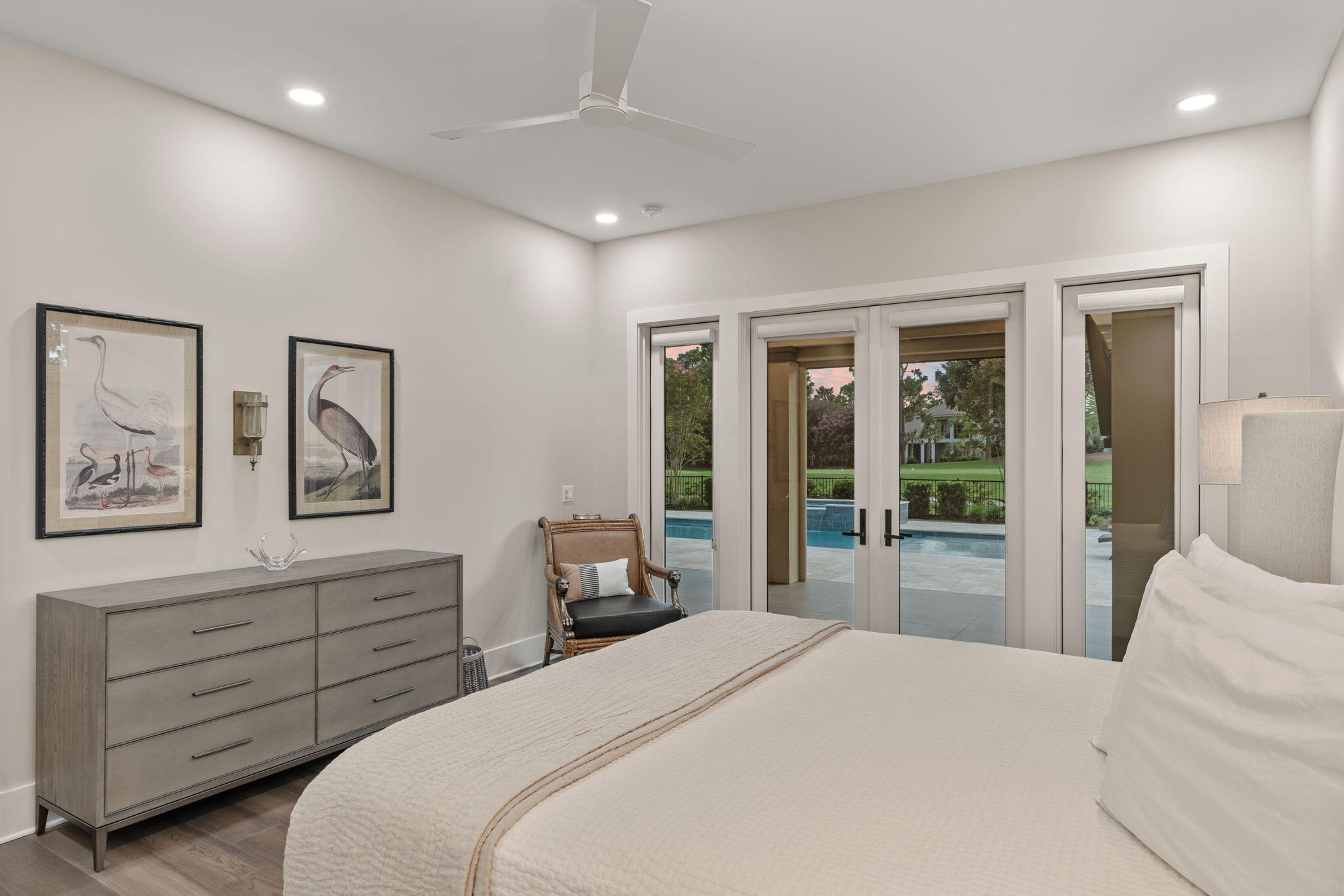 BAYTOWNE AVE EAST - Residential