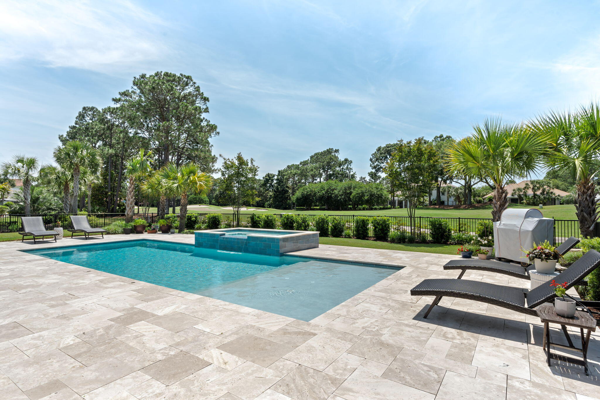 BAYTOWNE AVE EAST - Residential