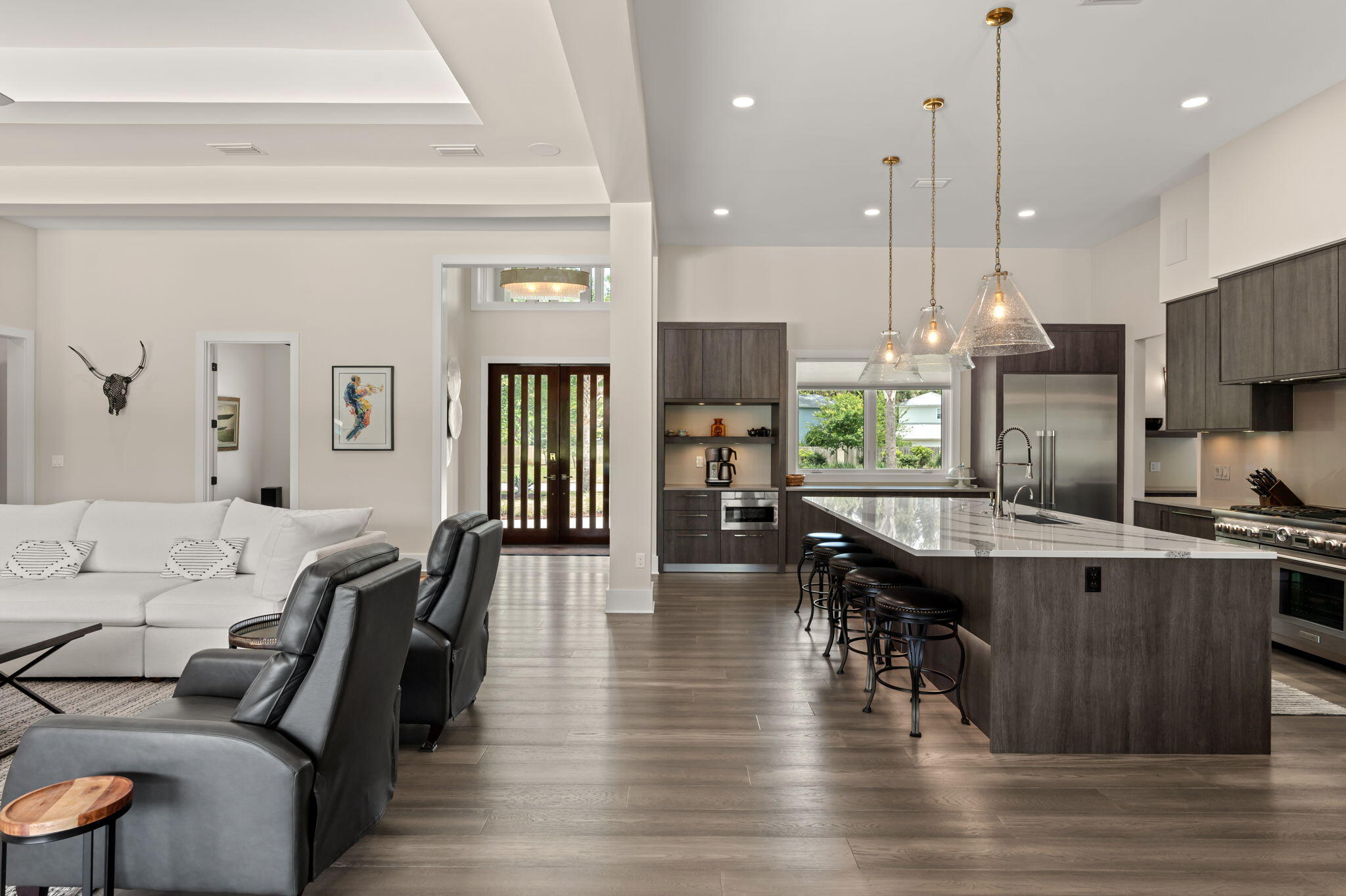 BAYTOWNE AVE EAST - Residential