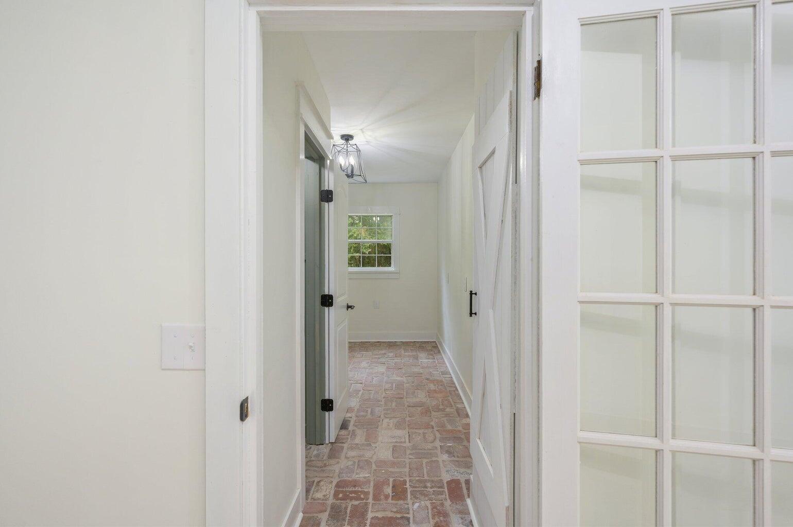 LAUREL HILL - Residential