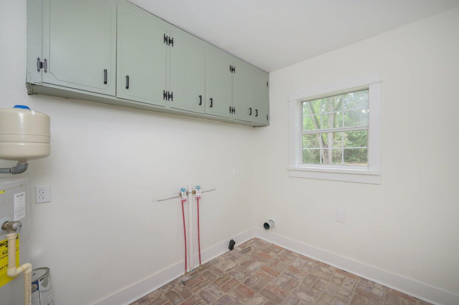 LAUREL HILL - Residential