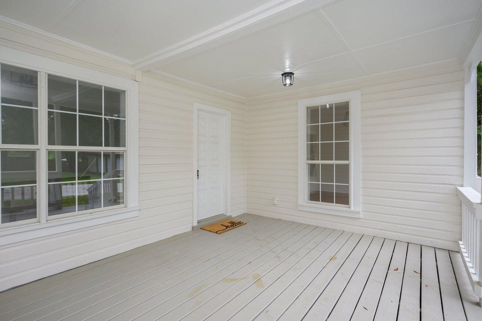 LAUREL HILL - Residential