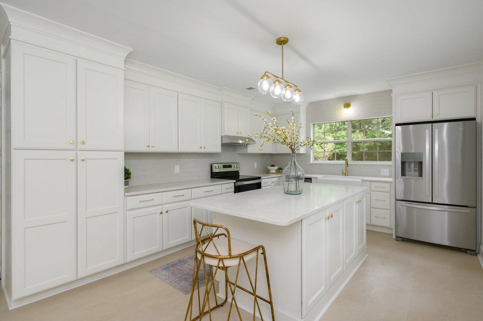LAUREL HILL - Residential