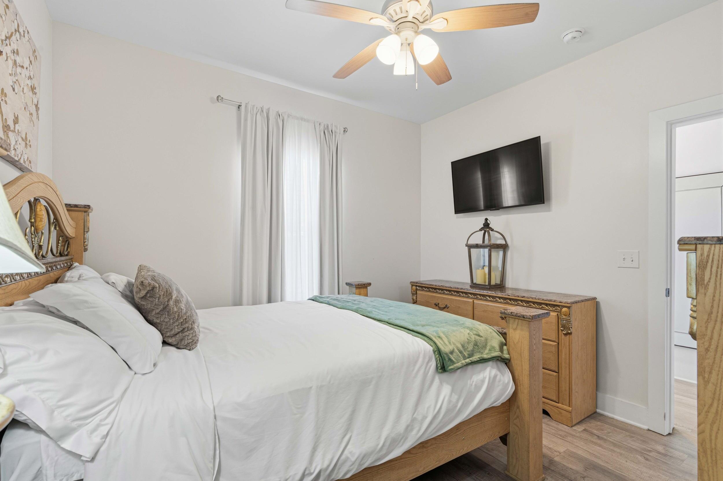 MIKSTAKEL TOWNHOMES - Residential Lease