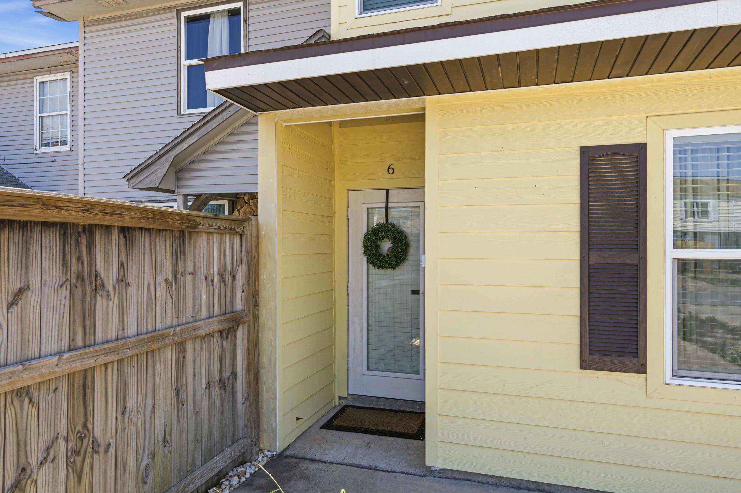 MIKSTAKEL TOWNHOMES - Residential Lease
