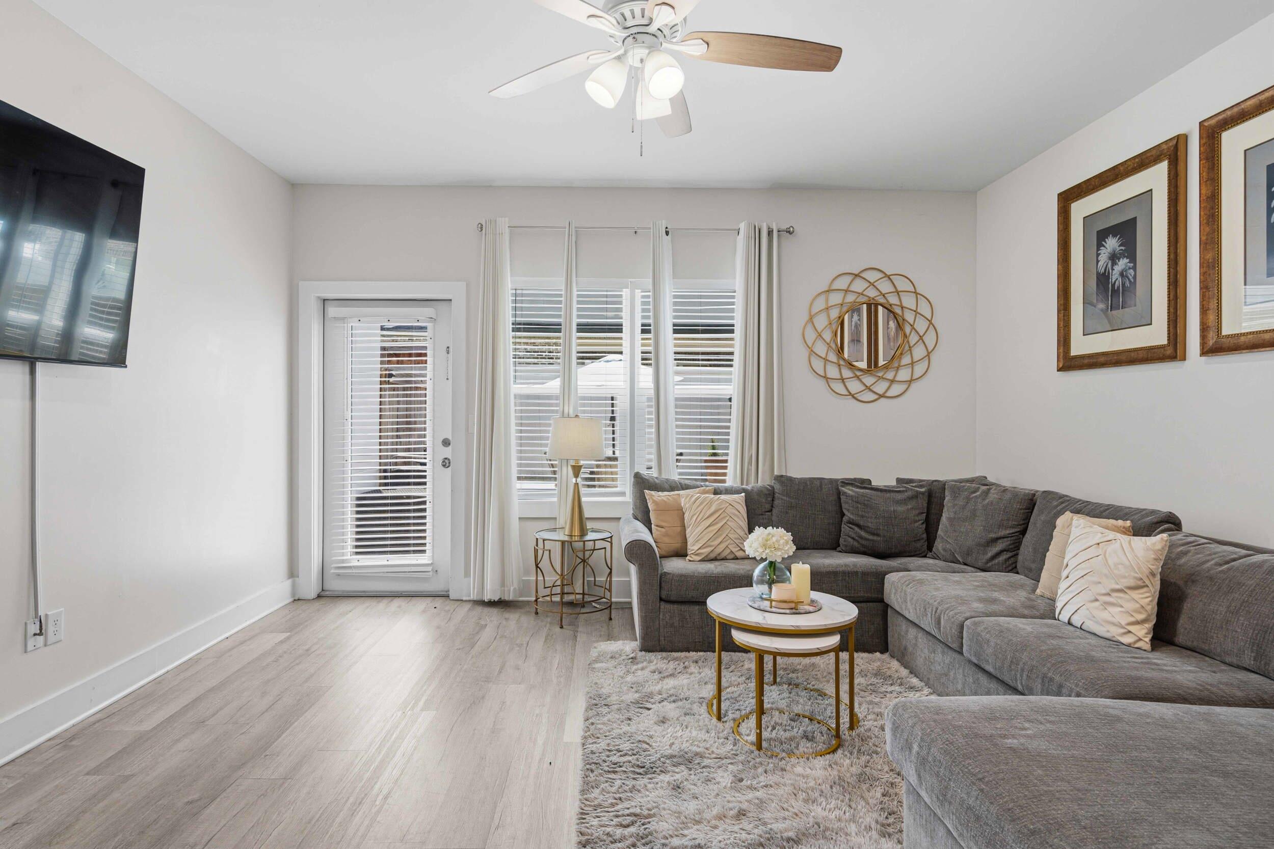 MIKSTAKEL TOWNHOMES - Residential Lease