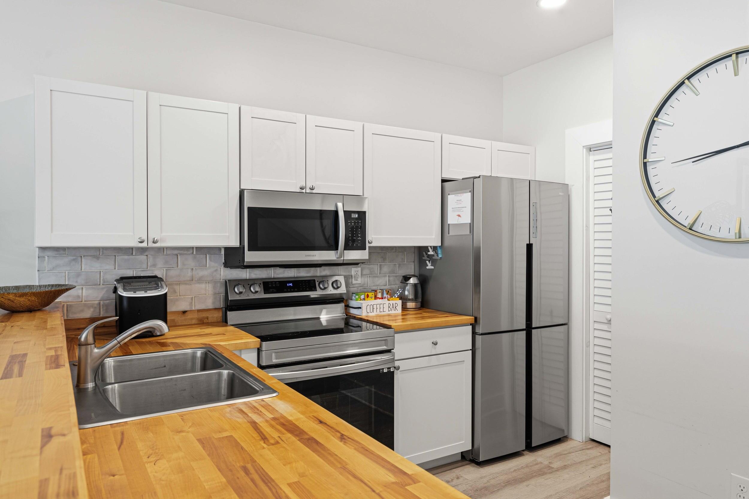 MIKSTAKEL TOWNHOMES - Residential Lease