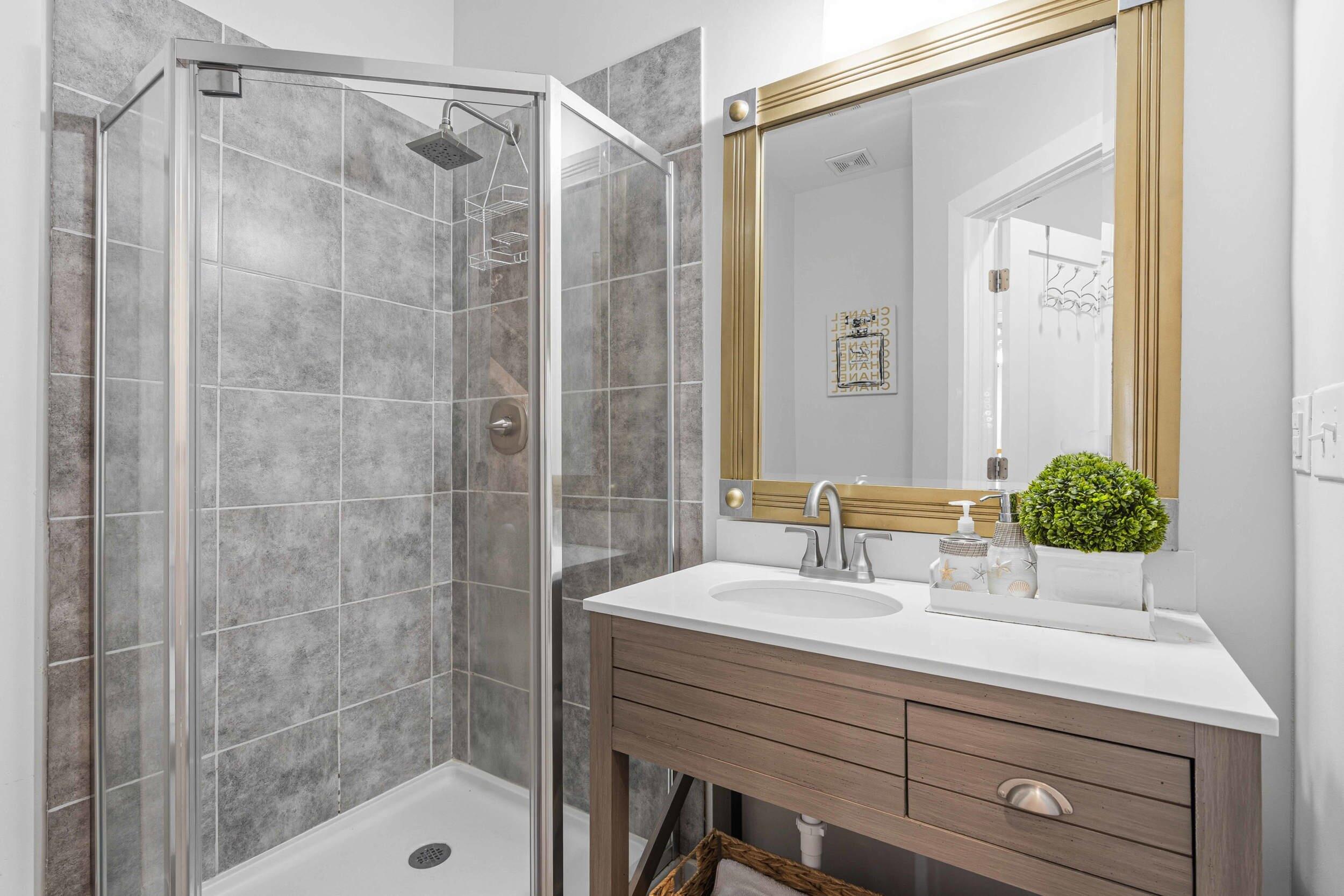 MIKSTAKEL TOWNHOMES - Residential Lease