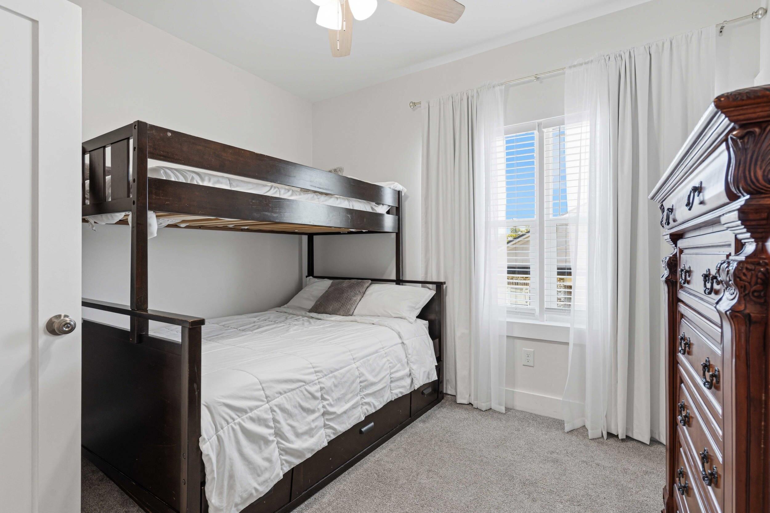 MIKSTAKEL TOWNHOMES - Residential Lease