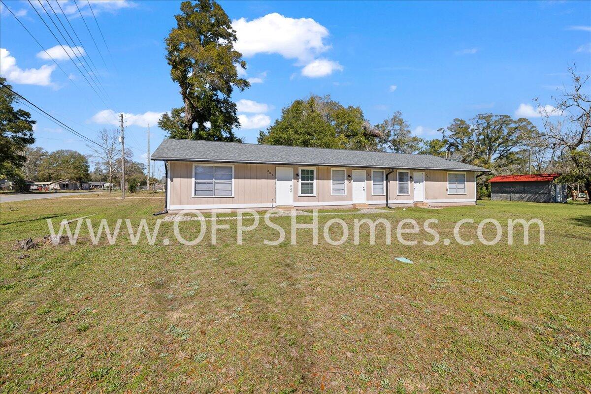 AVAILABLE... August 1, 2026. 1bd/1bth unit of a triplex located near downtown Crestview! Quarterly pest control and lawn will be offered. AS IS Washer/Dryer will be included. ** Inside photos coming soon and dimensions of rooms to come.

NO smoking. 600 minimum FICO credit score required in addition to meeting rental criteria. Pets allowed upon approval with a non-refundable pet fee and with a Petscreening.com report. Pet Rent is $25 a month per pet.

All applicants are required to complete an application on https://onefamilypropertyservices.petscreening.com/ regardless of if they own a pet or not.  Applicants with an ESA are also required to complete the application.
**Please note, only one pet profile per pet is required.

** Fees Required once an application is approved include, but may not be limited to: Security Deposit, Non-Refundable Fees (cleaning and rekey), $20 Certified Mail Fee, and Pet Fees (when applicable).