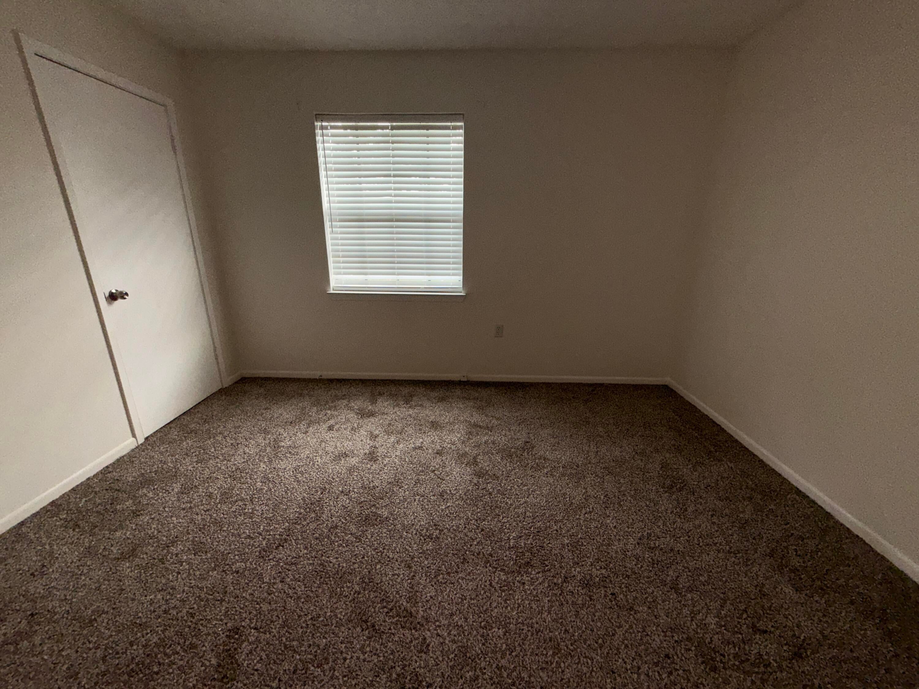 PINE MEADOWS 4TH ADDN - Residential Lease