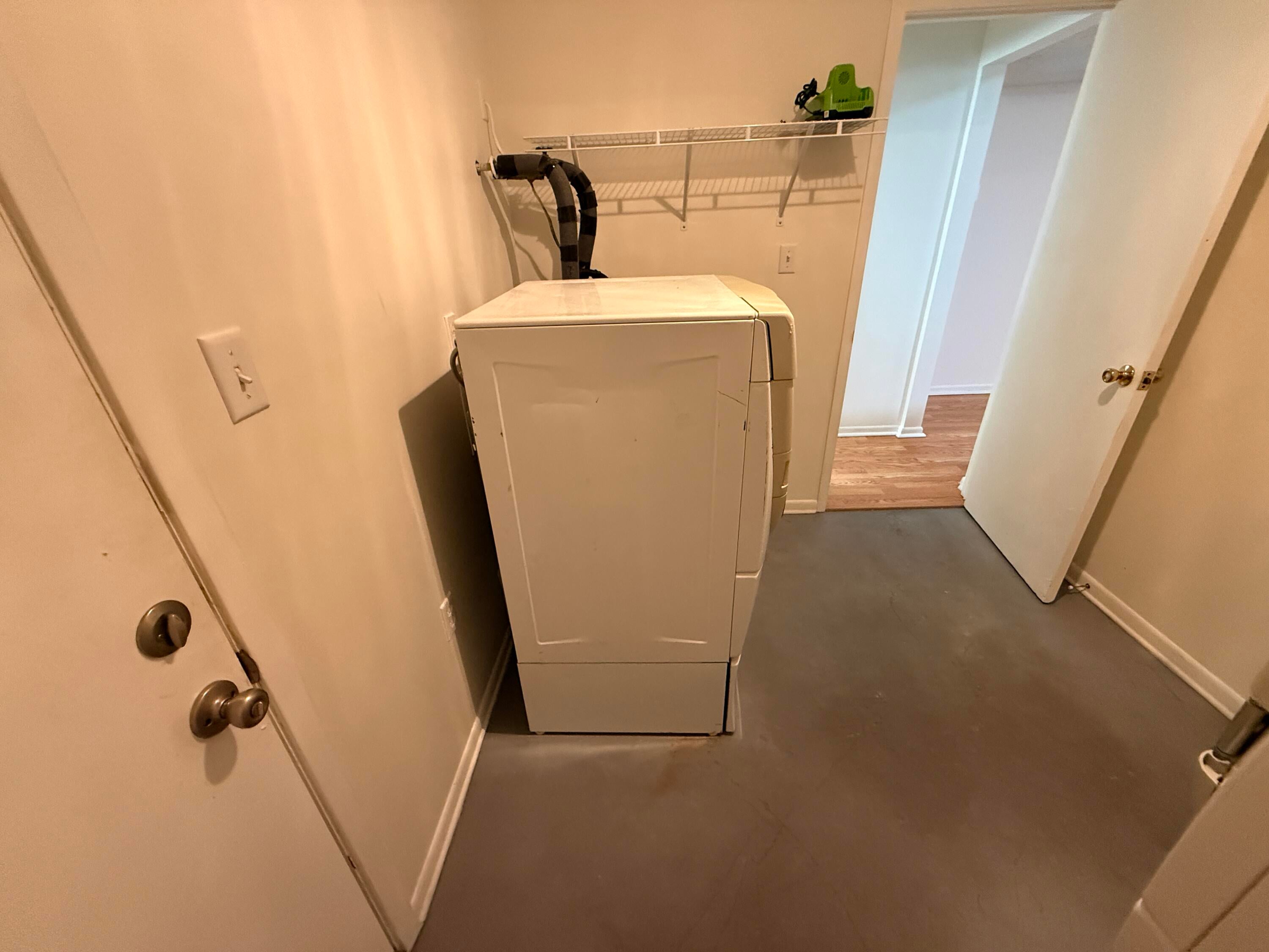 PINE MEADOWS 4TH ADDN - Residential Lease
