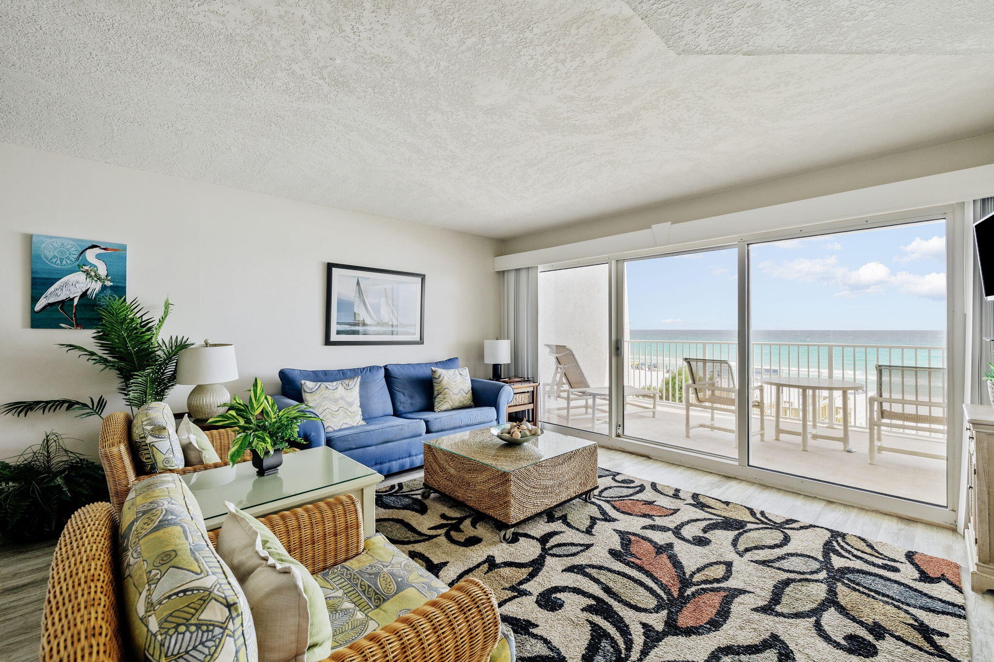 BEACH HOUSE CONDO PH 2 - Residential