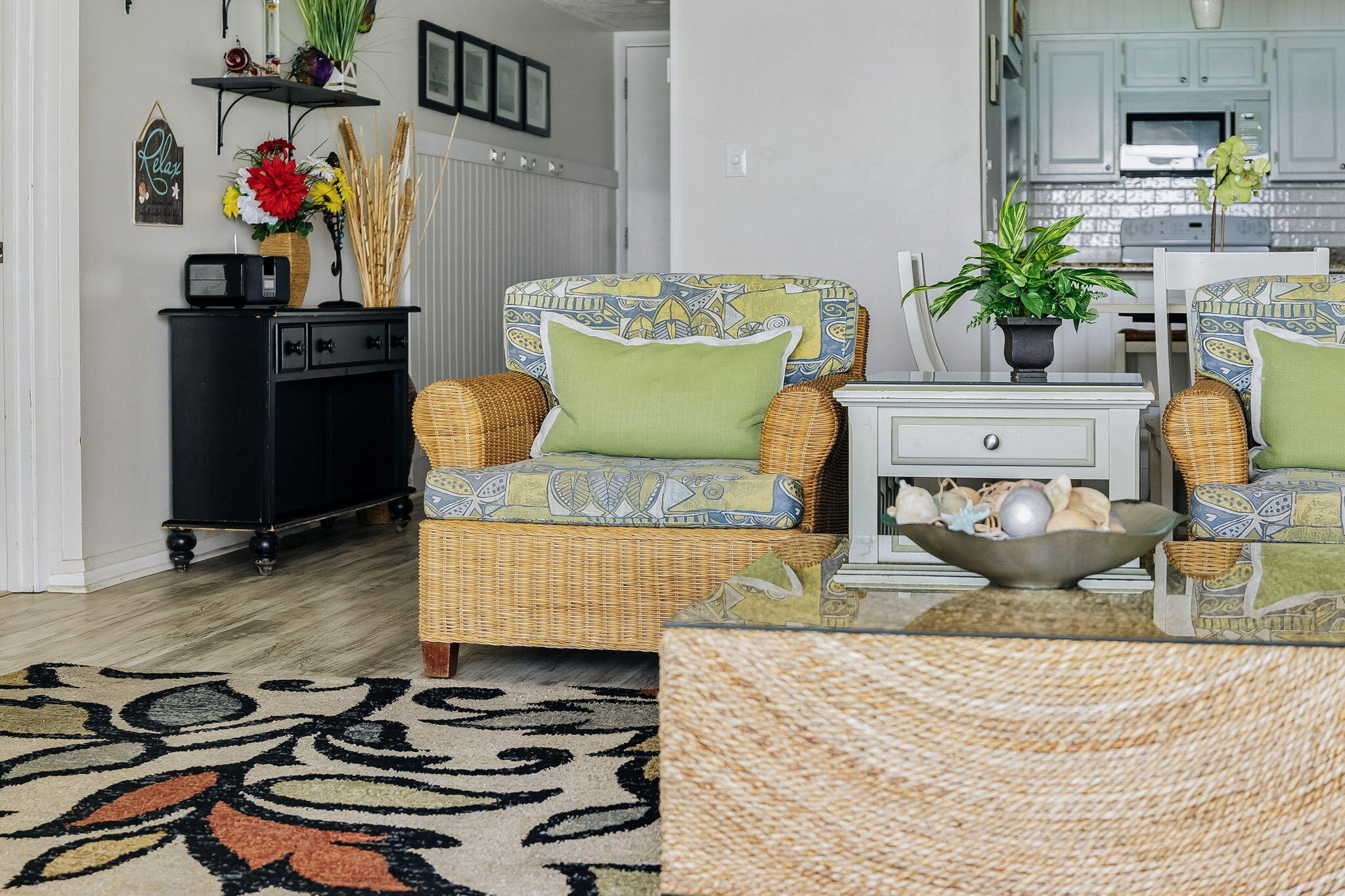 BEACH HOUSE CONDO PH 2 - Residential