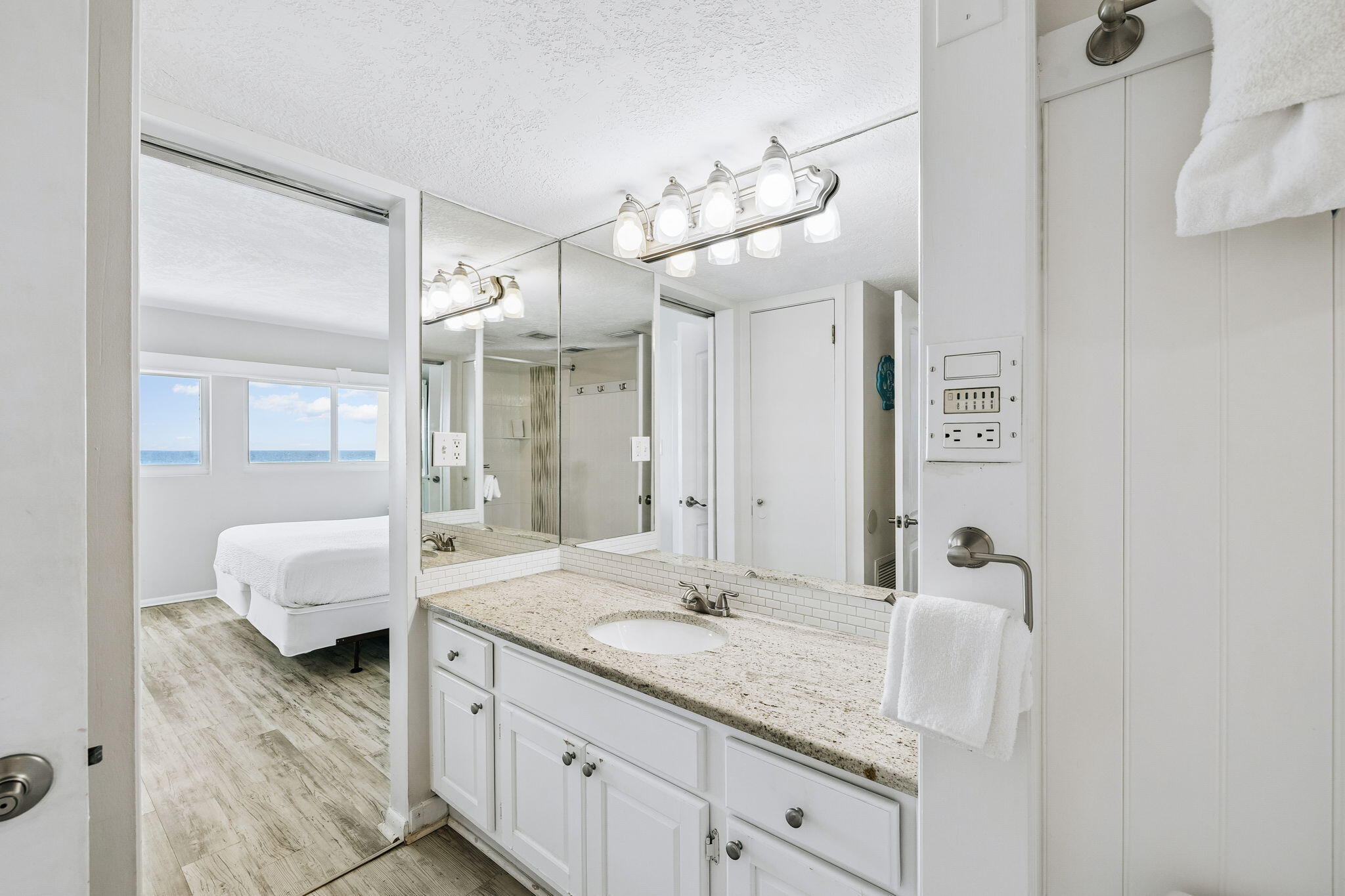 BEACH HOUSE CONDO PH 2 - Residential