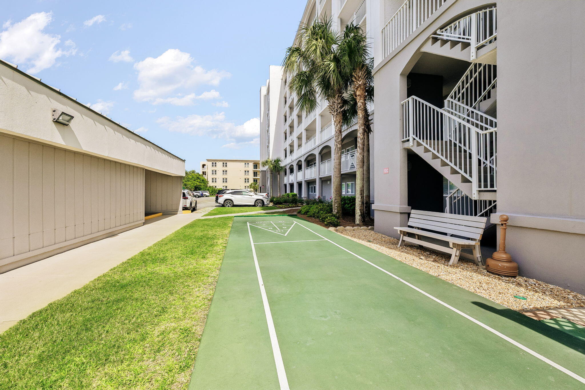 BEACH HOUSE CONDO PH 2 - Residential