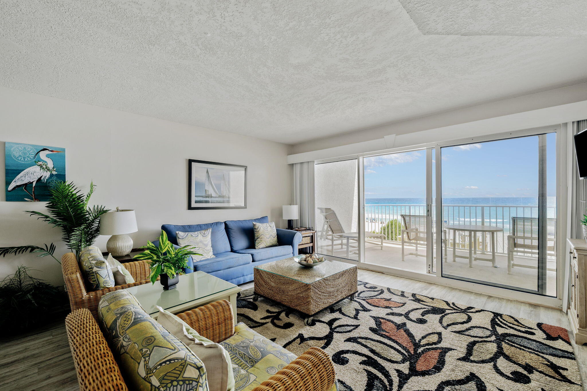 BEACH HOUSE CONDO PH 2 - Residential
