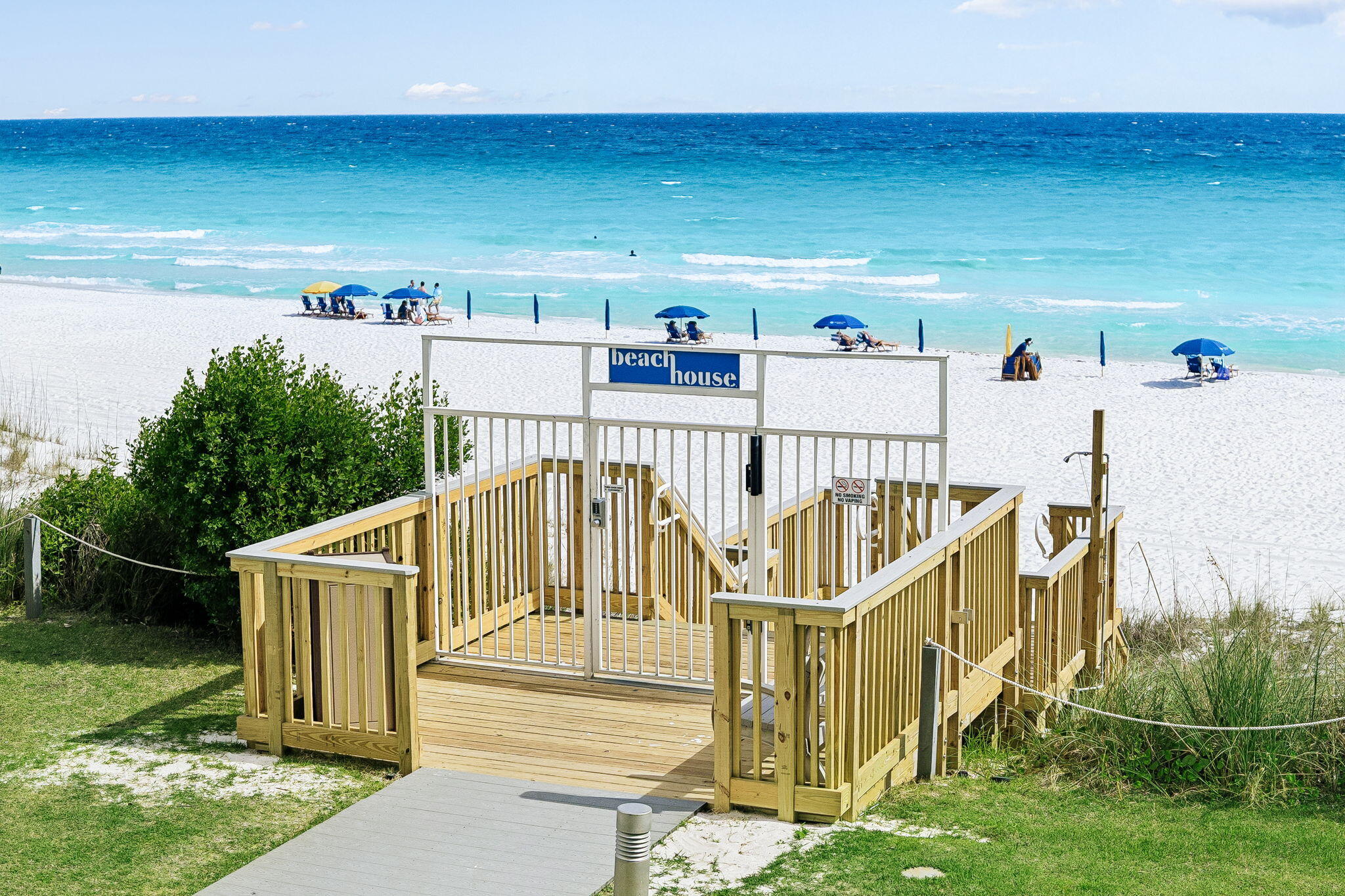 BEACH HOUSE CONDO PH 2 - Residential
