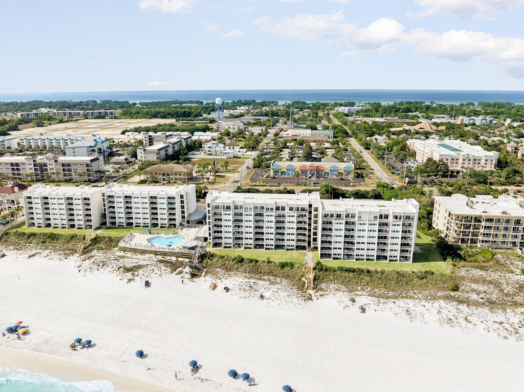 BEACH HOUSE CONDO PH 2 - Residential
