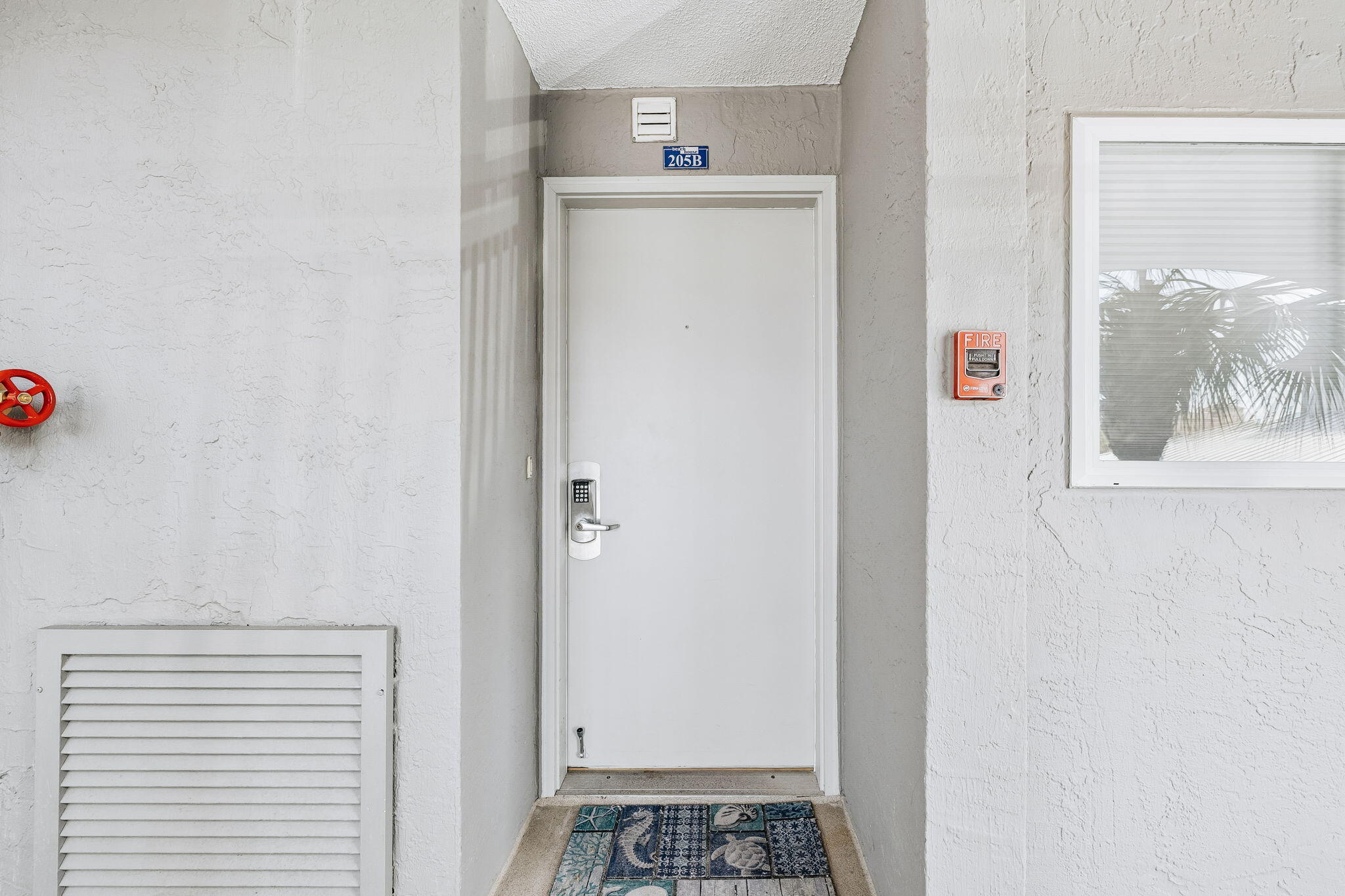 BEACH HOUSE CONDO PH 2 - Residential