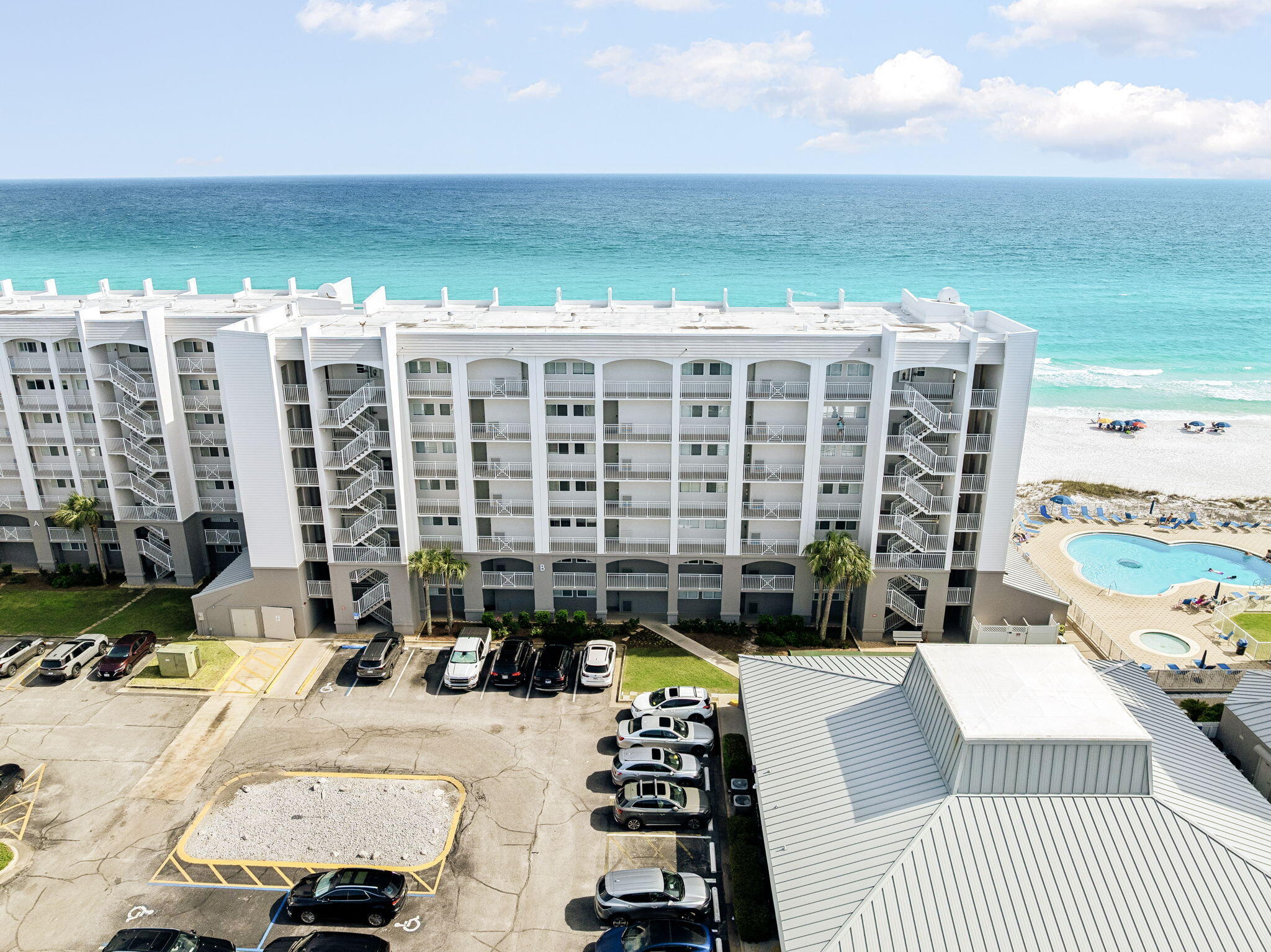 BEACH HOUSE CONDO PH 2 - Residential