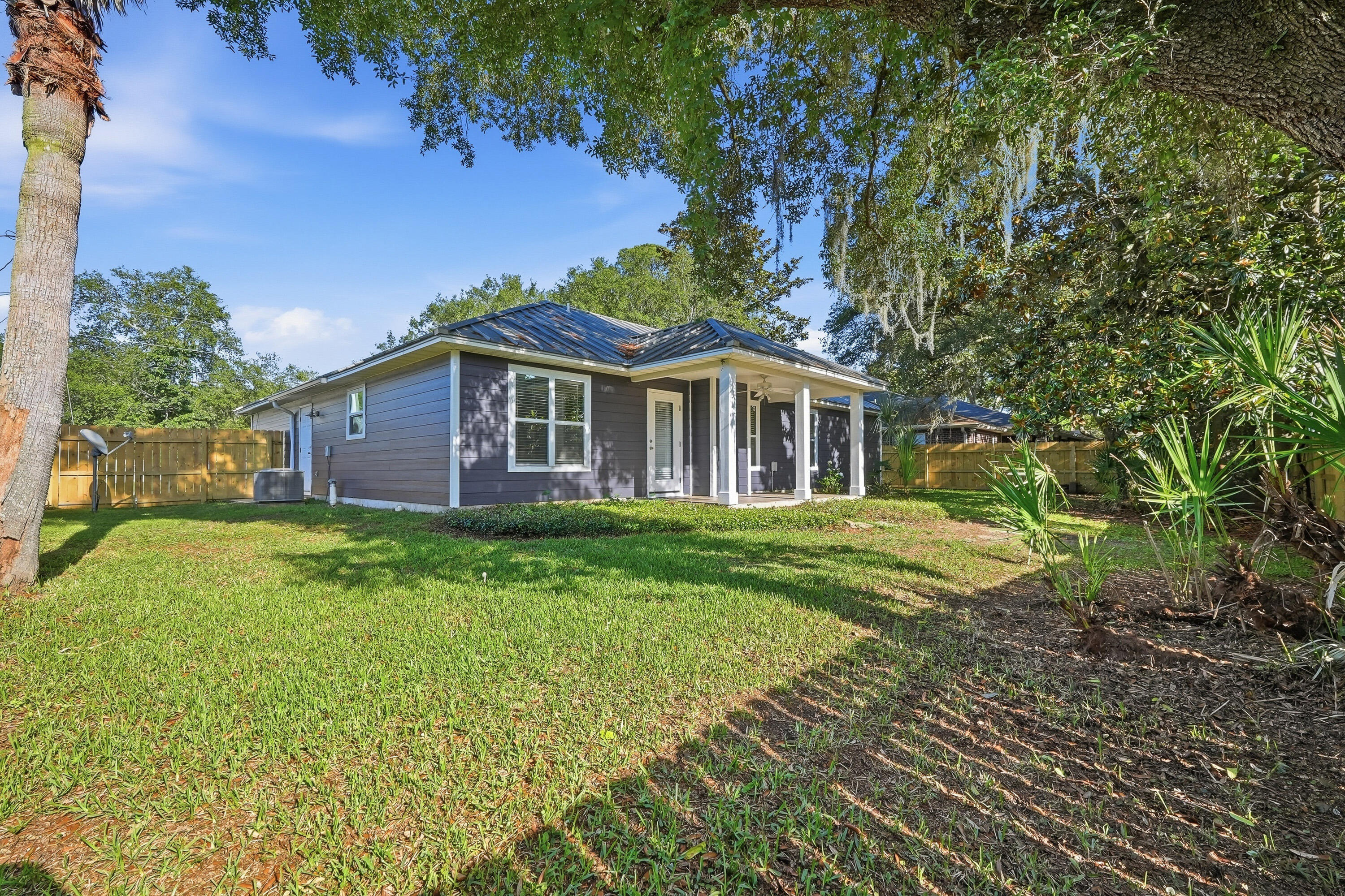HOMESTEAD S/D - Residential