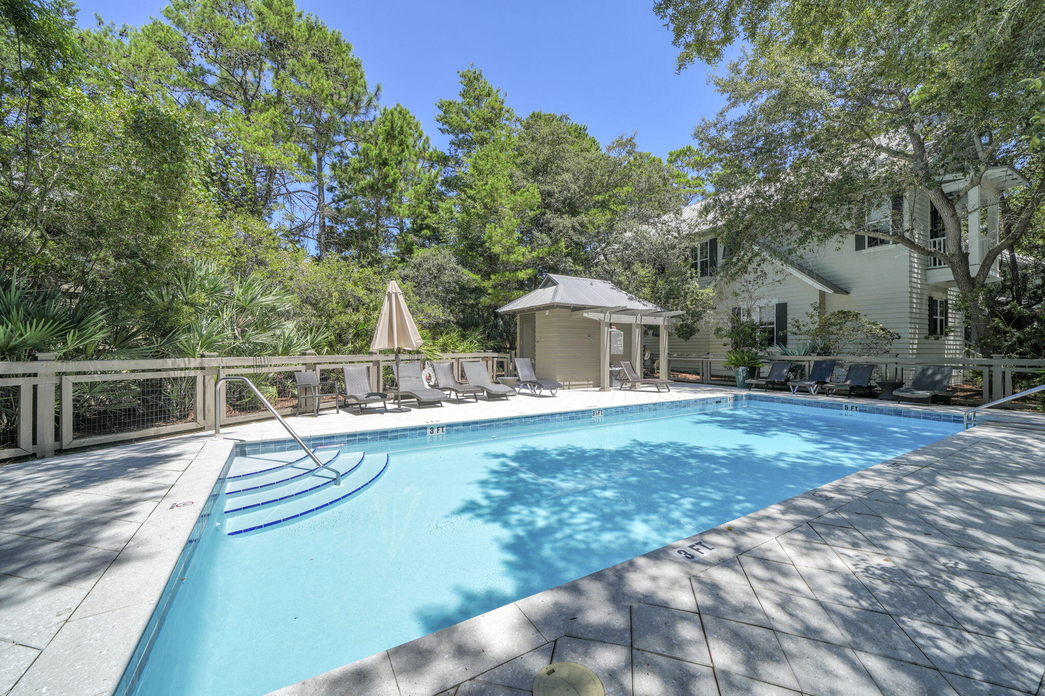 HAMMOCKS AT SEAGROVE - Land
