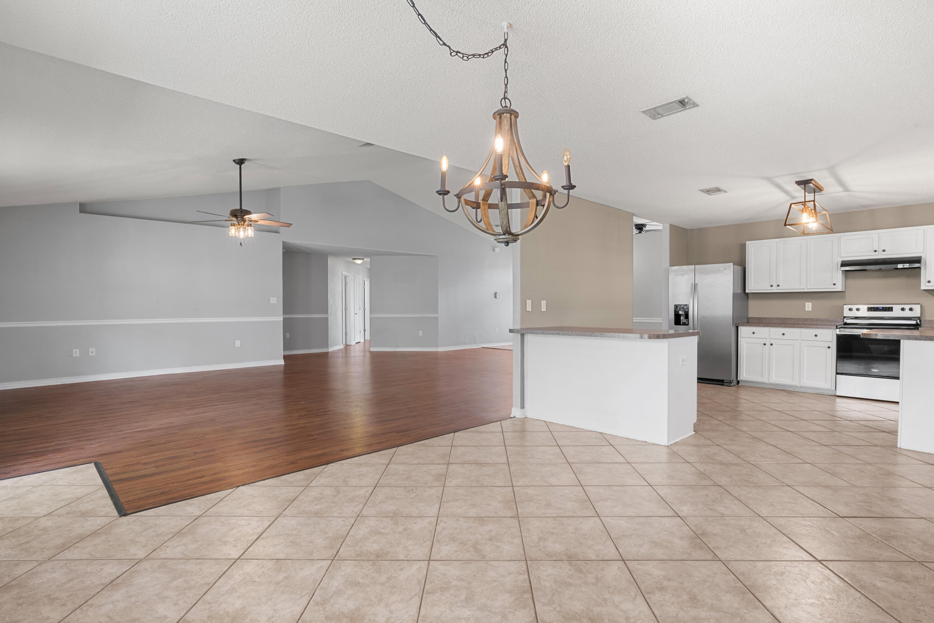 HOLLEY BY THE SEA - Residential