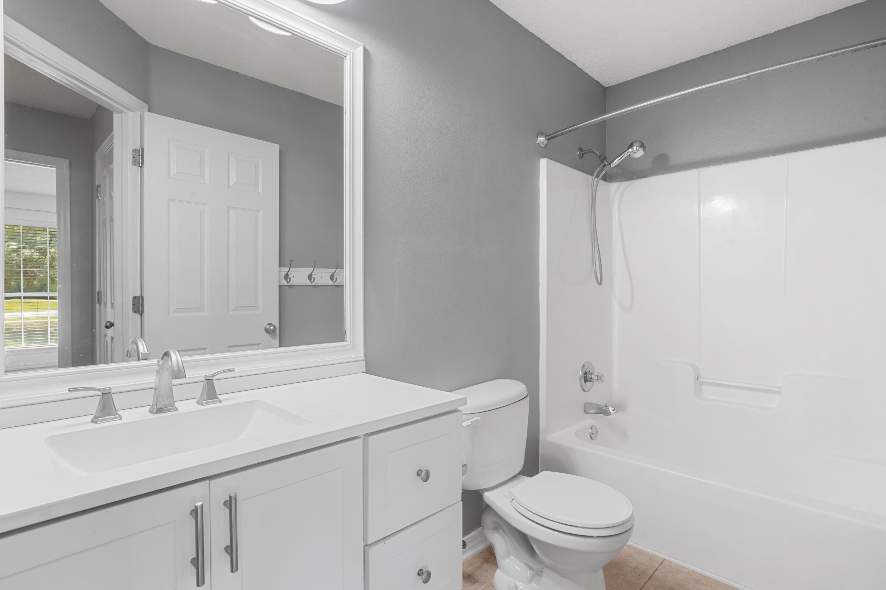 HOLLEY BY THE SEA - Residential