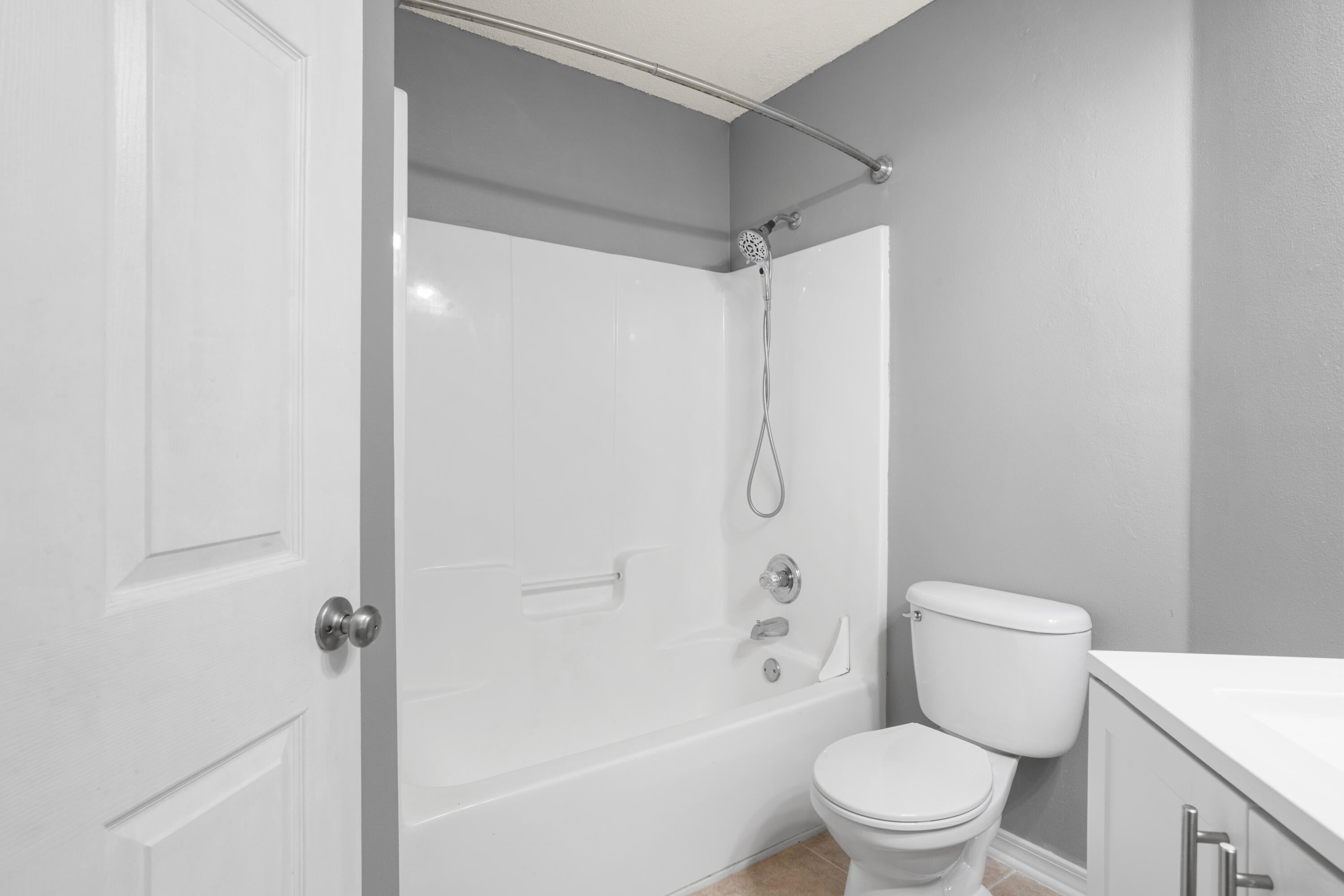 HOLLEY BY THE SEA - Residential