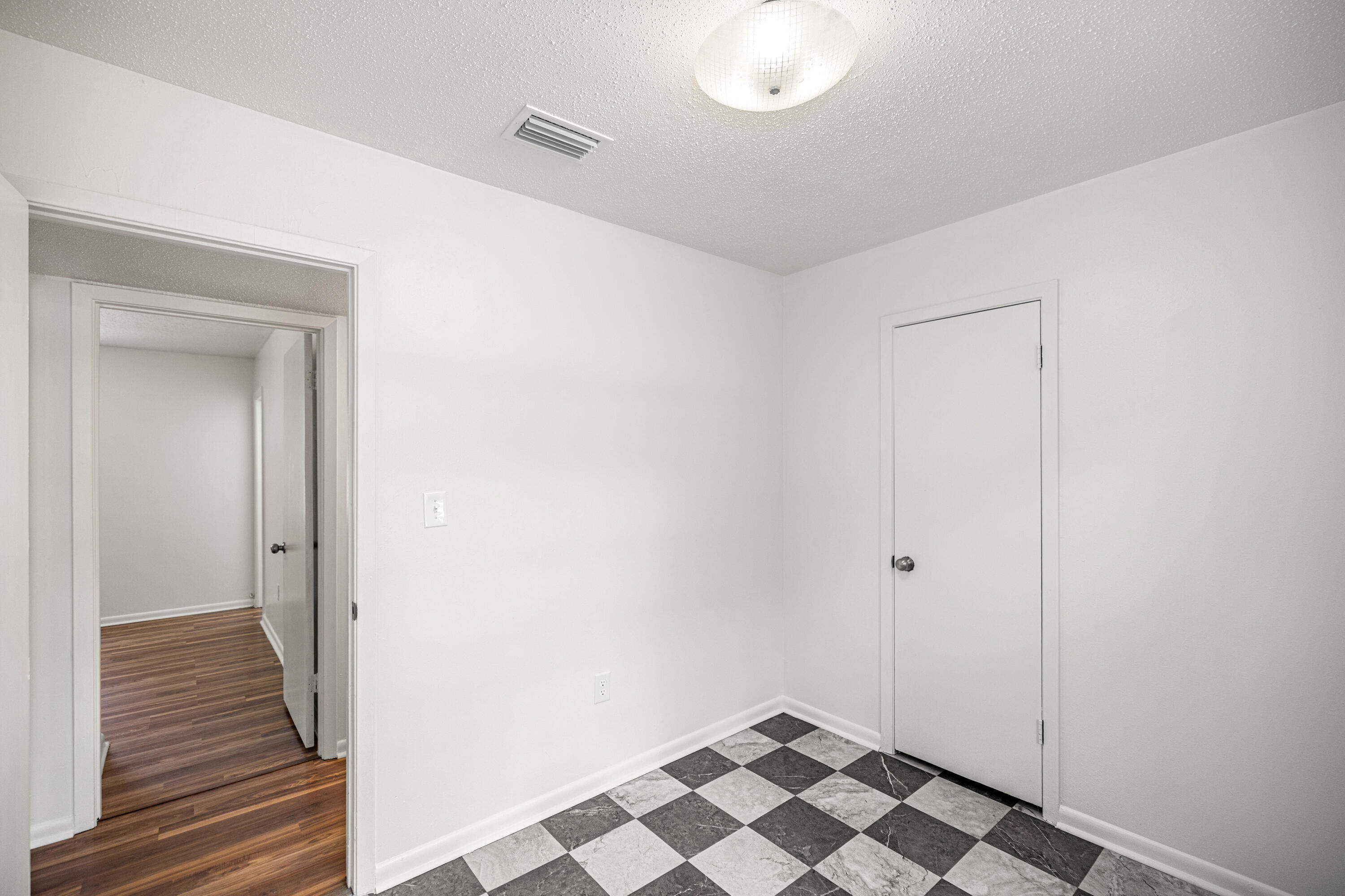 Port Dixie - Residential