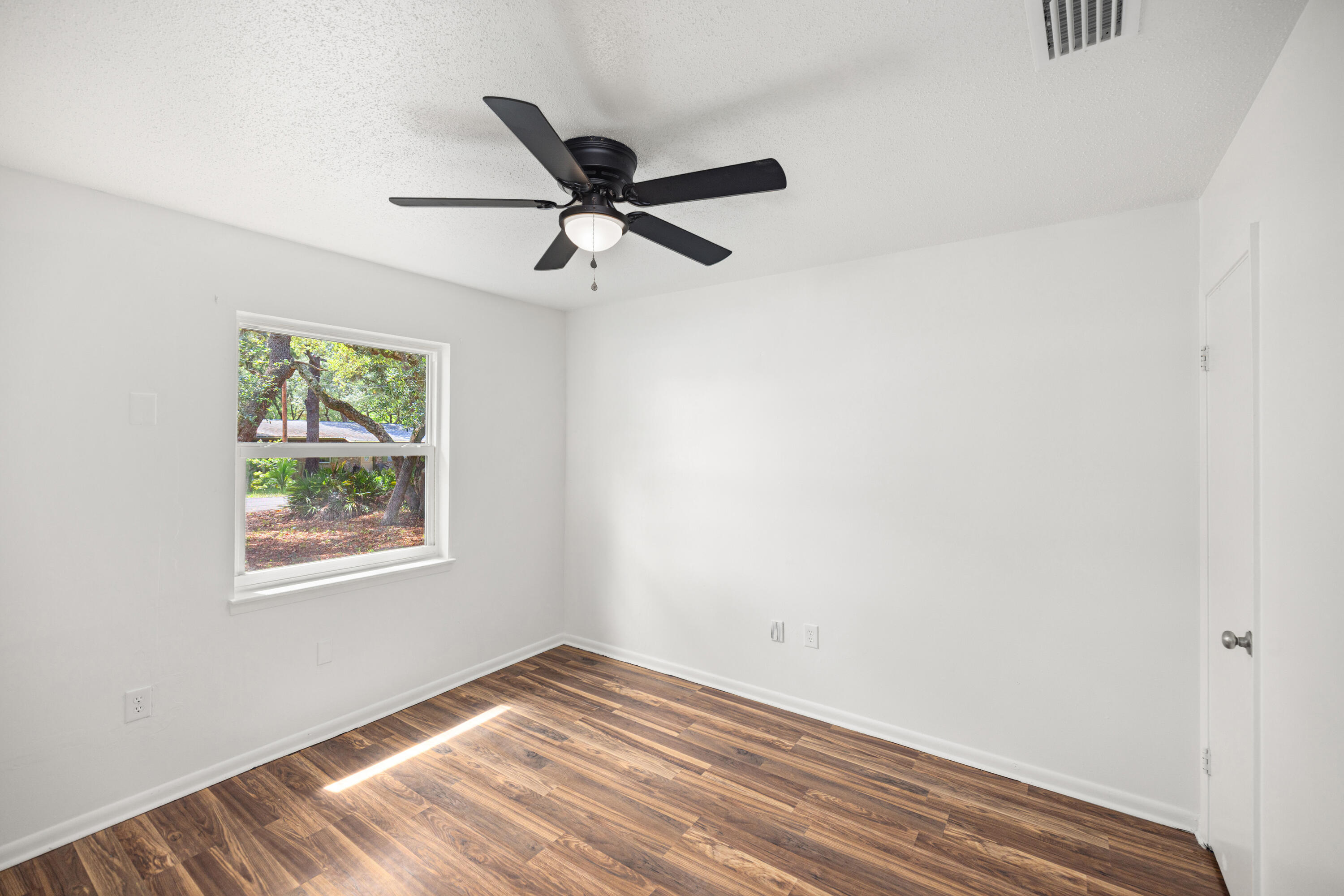 Port Dixie - Residential