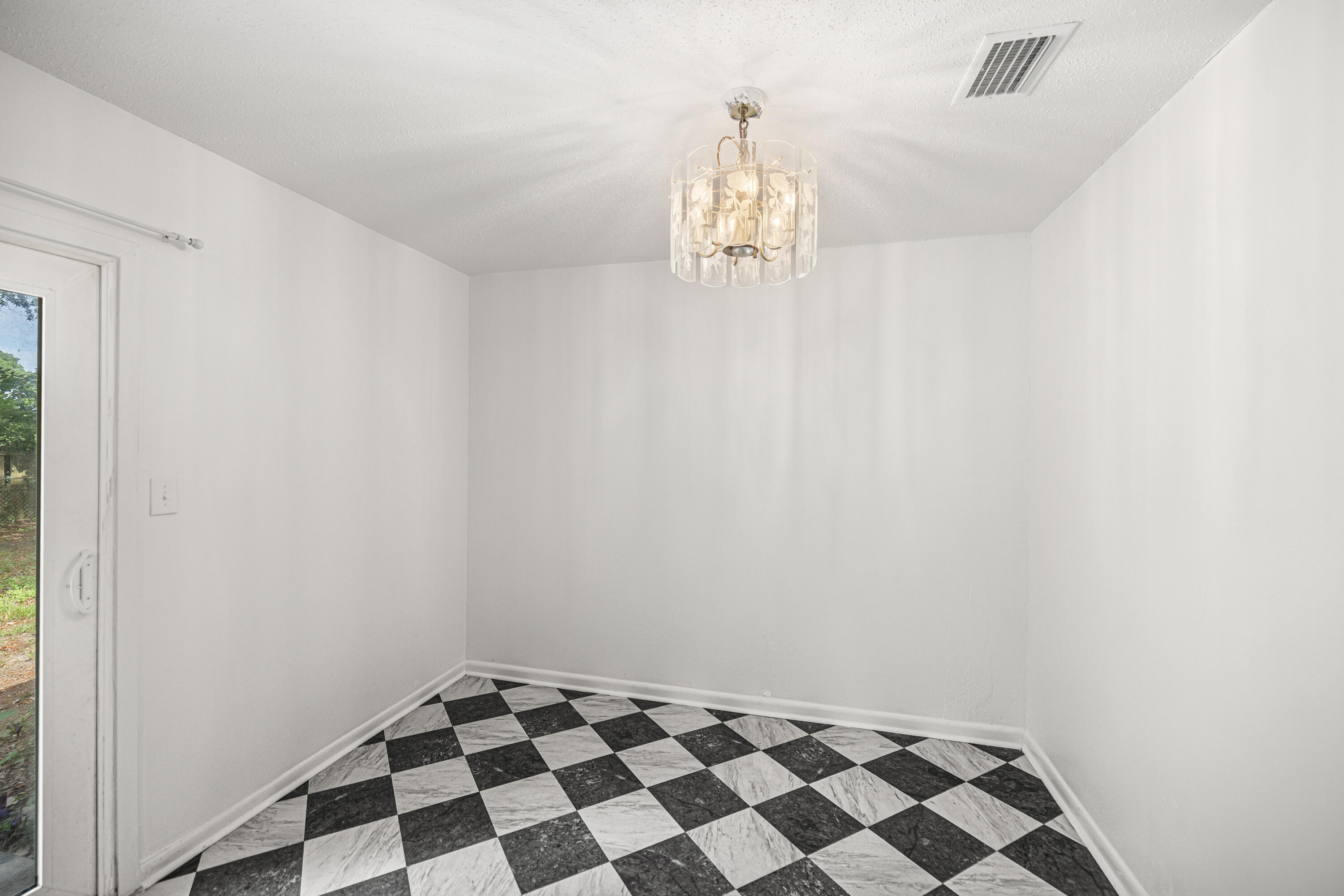 Port Dixie - Residential