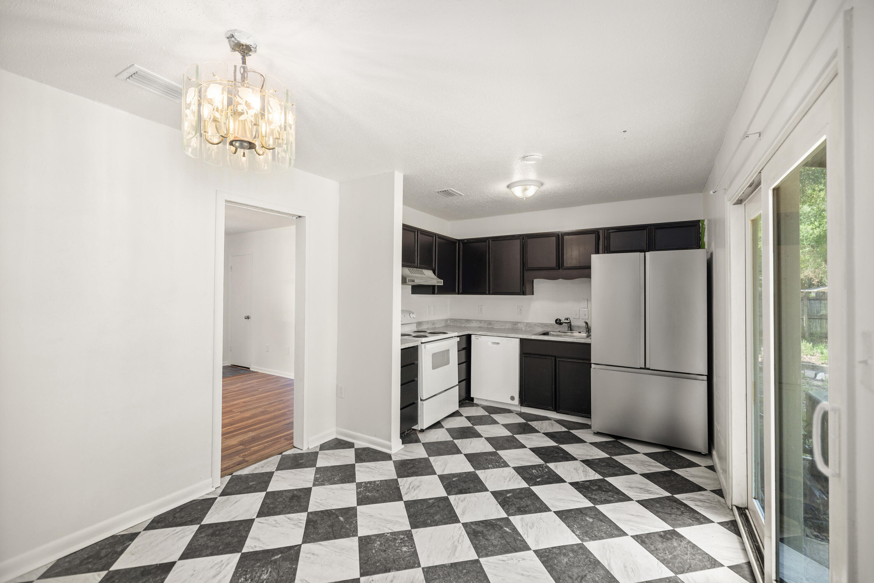Port Dixie - Residential