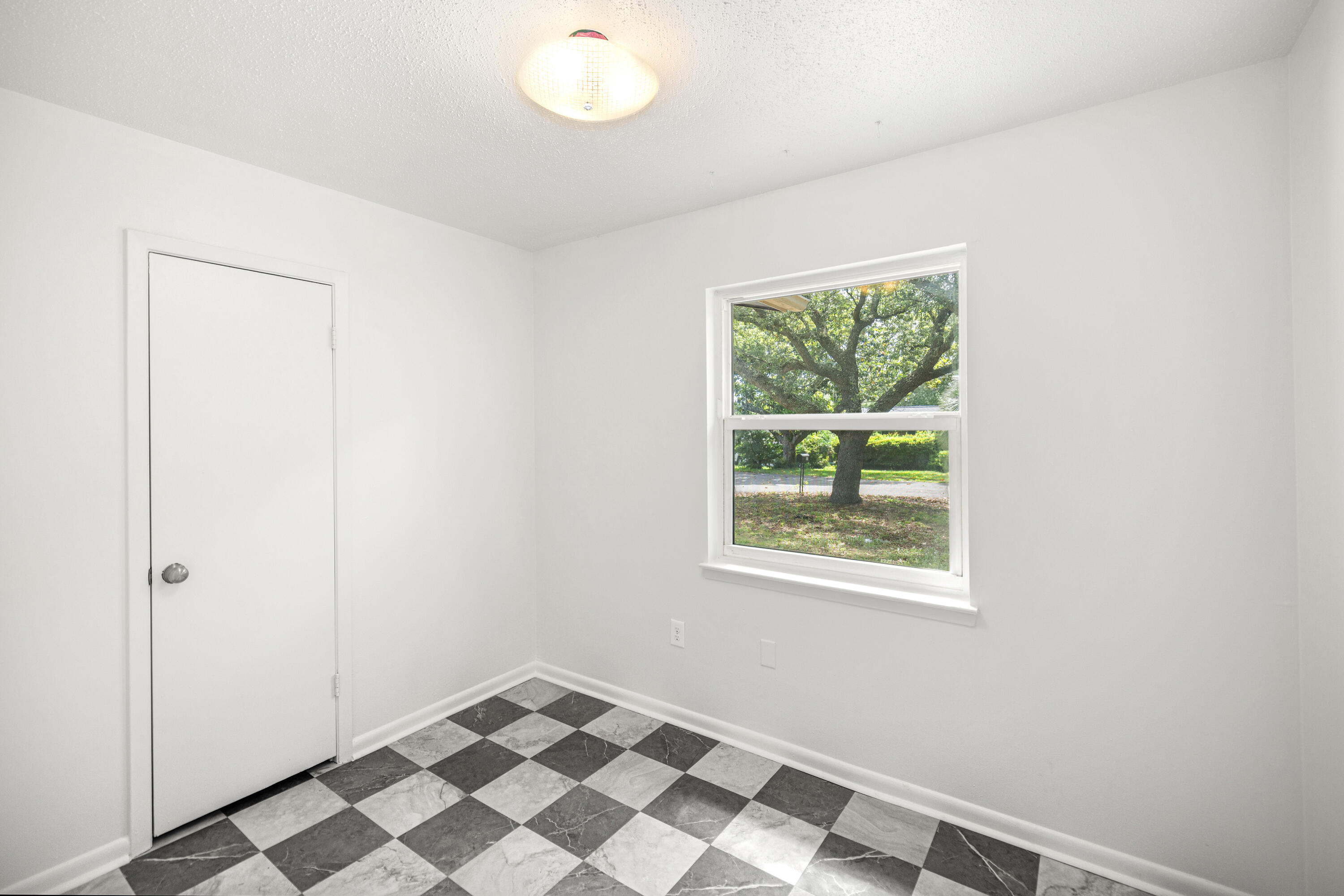 Port Dixie - Residential