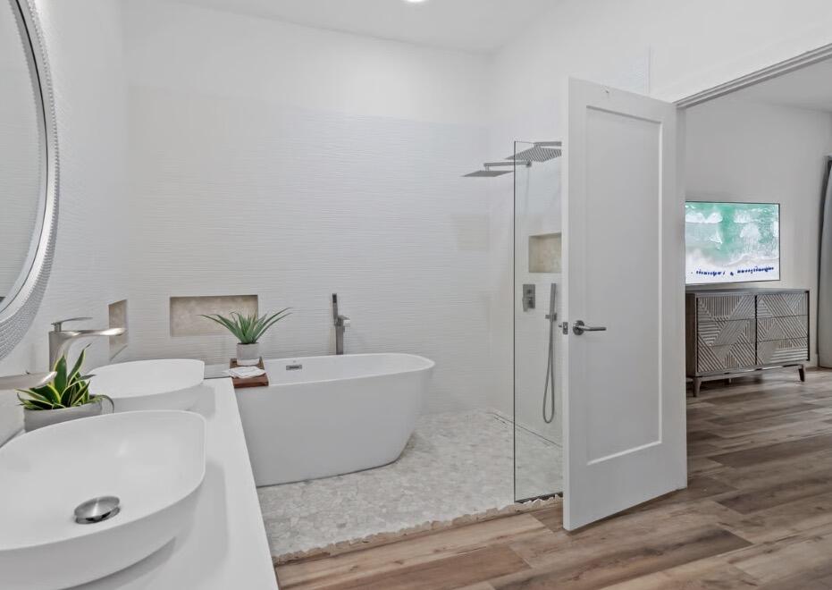 CAPTIVA AT TOPS'L - Residential Lease
