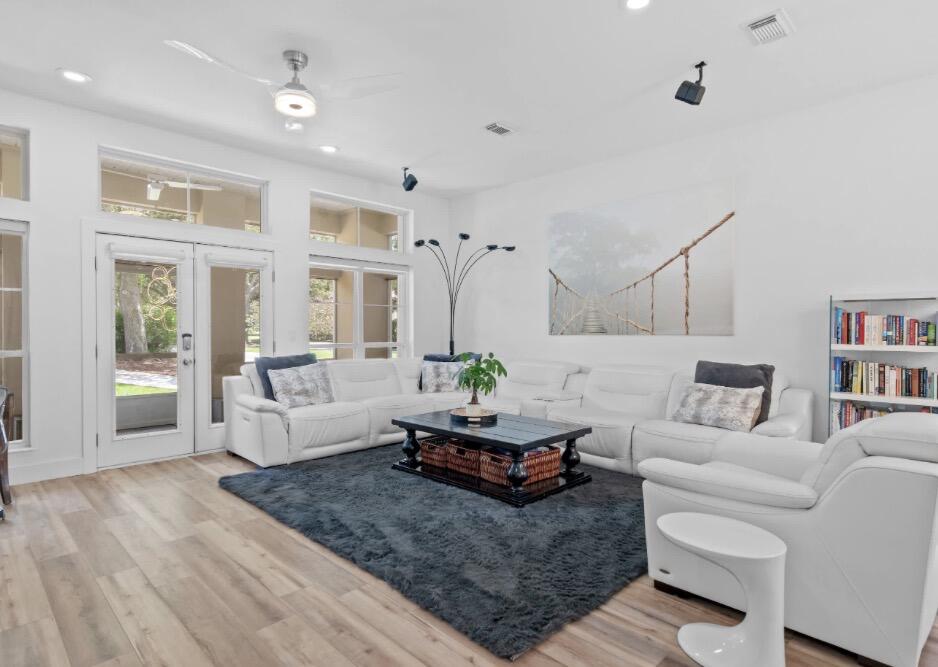 CAPTIVA AT TOPS'L - Residential Lease