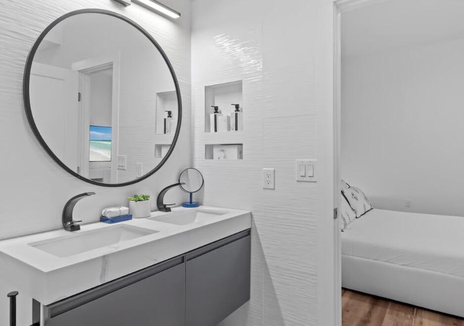 CAPTIVA AT TOPS'L - Residential Lease