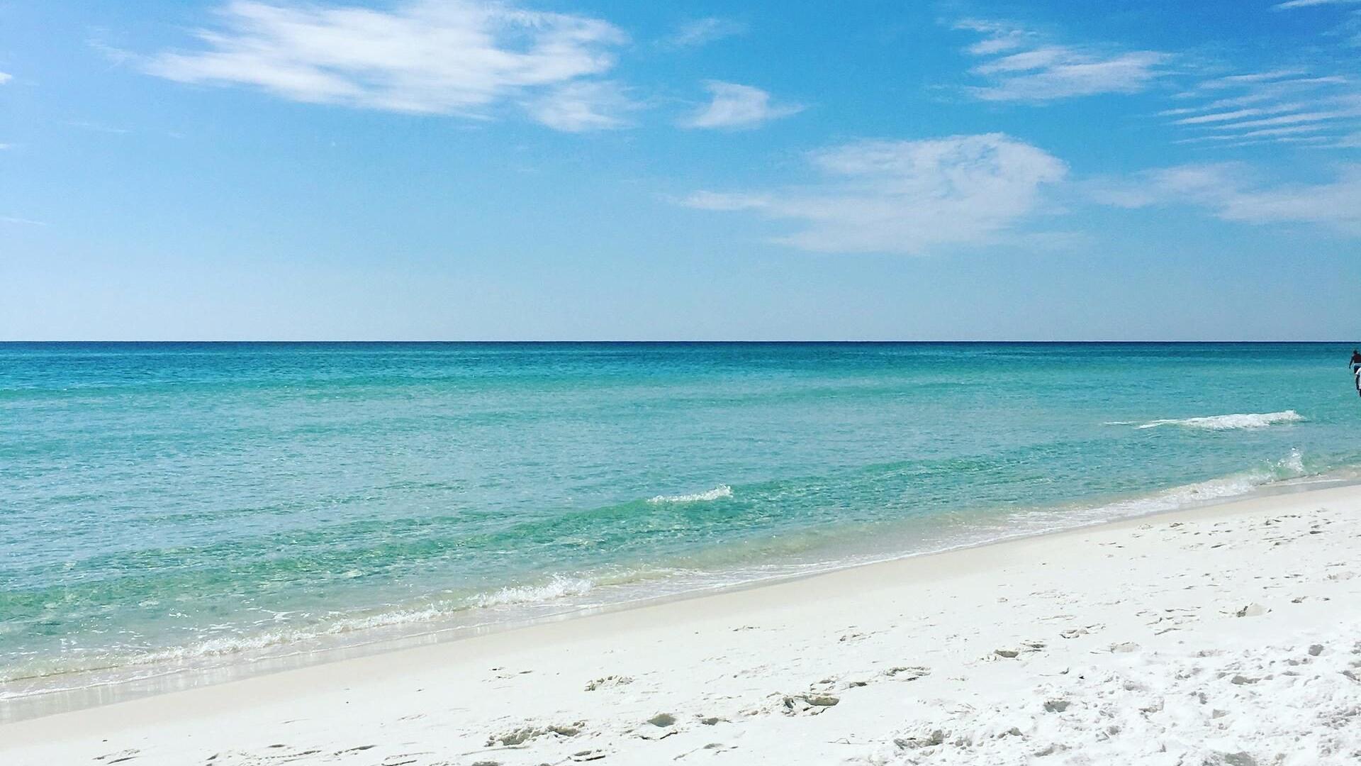 BEACHSIDE VILLAS CONDO - Residential