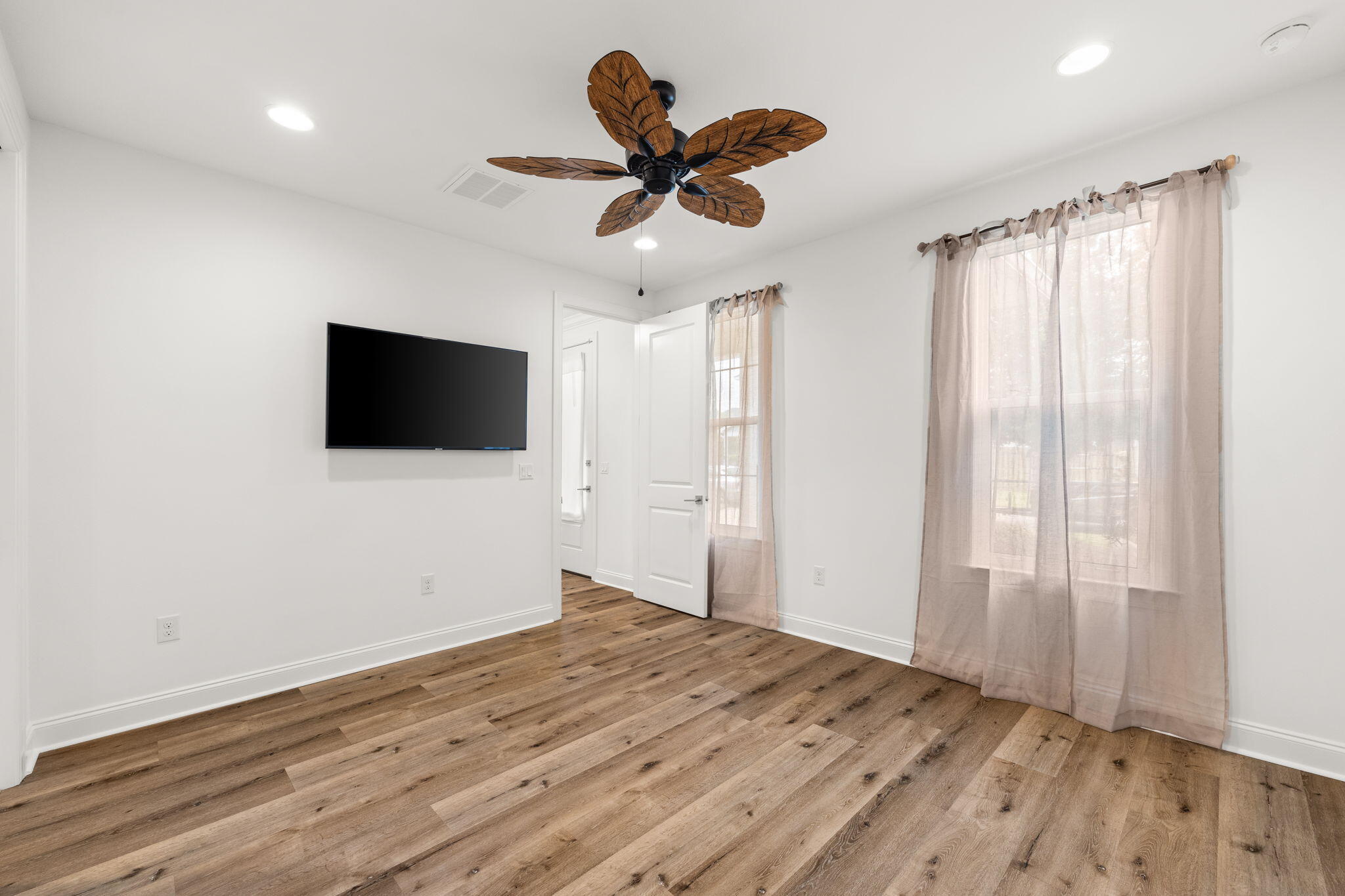 WATERSOUND ORIGINS - Residential Lease